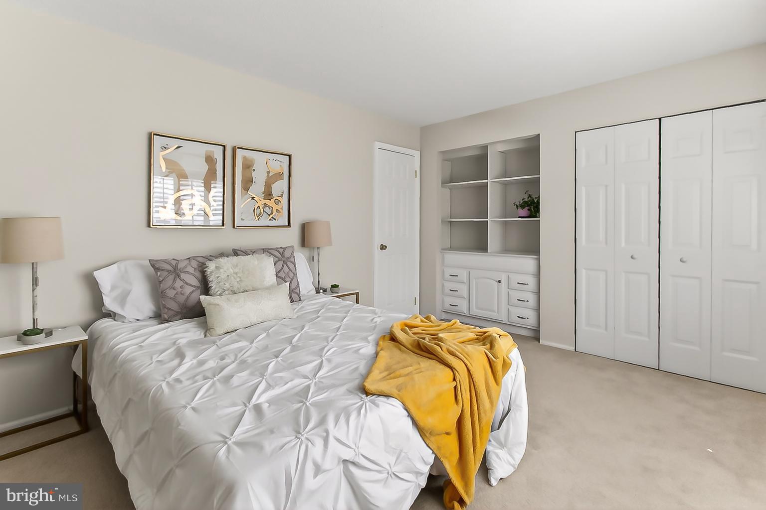 COLONIES AT MCLEAN - Residential