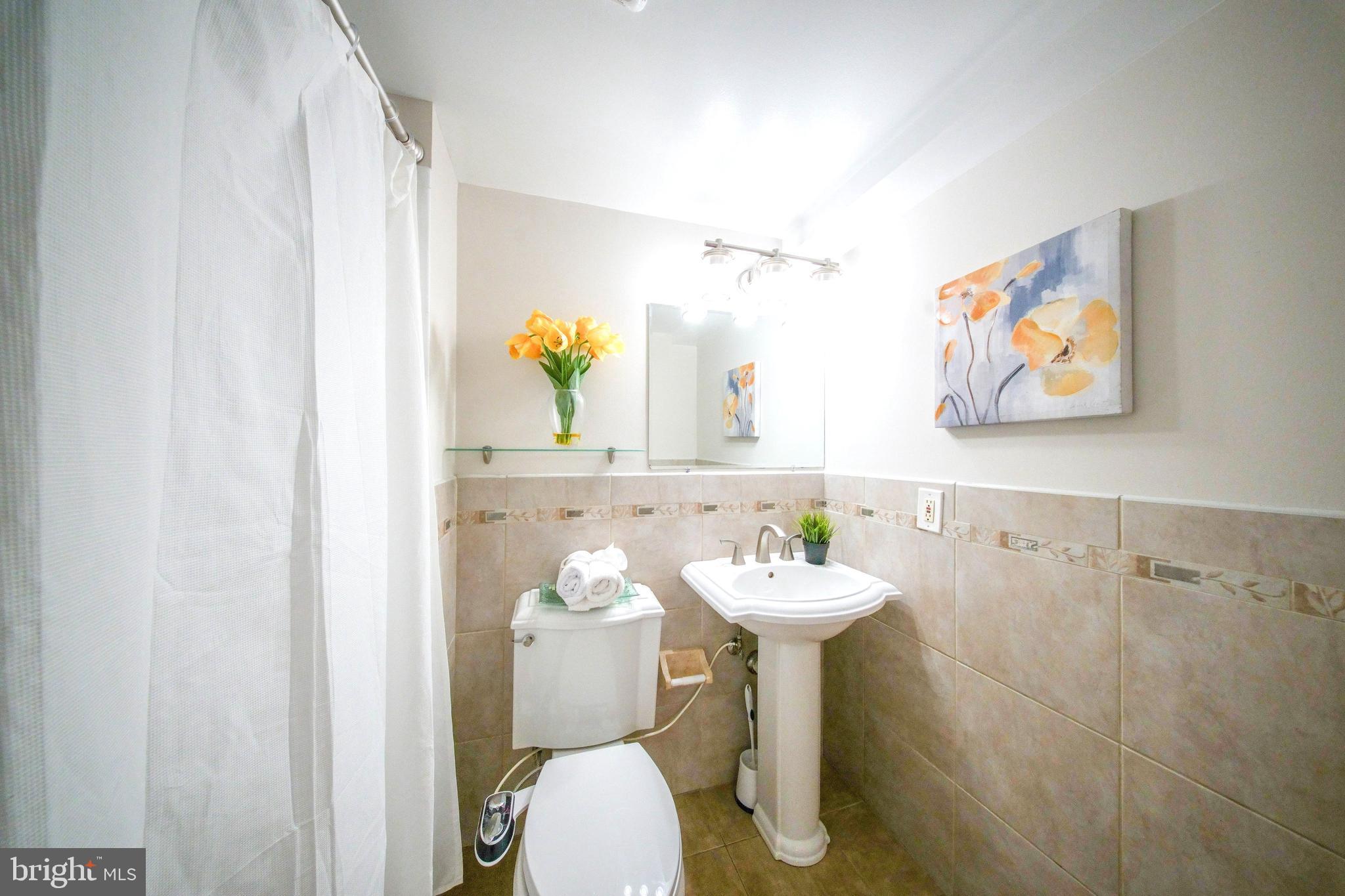 COLONIES AT MCLEAN - Residential