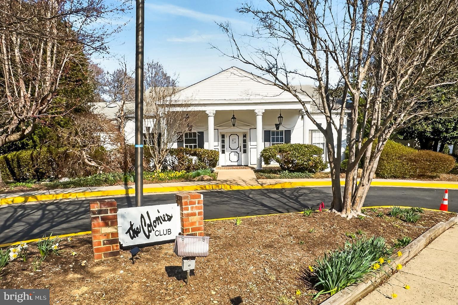 COLONIES AT MCLEAN - Residential