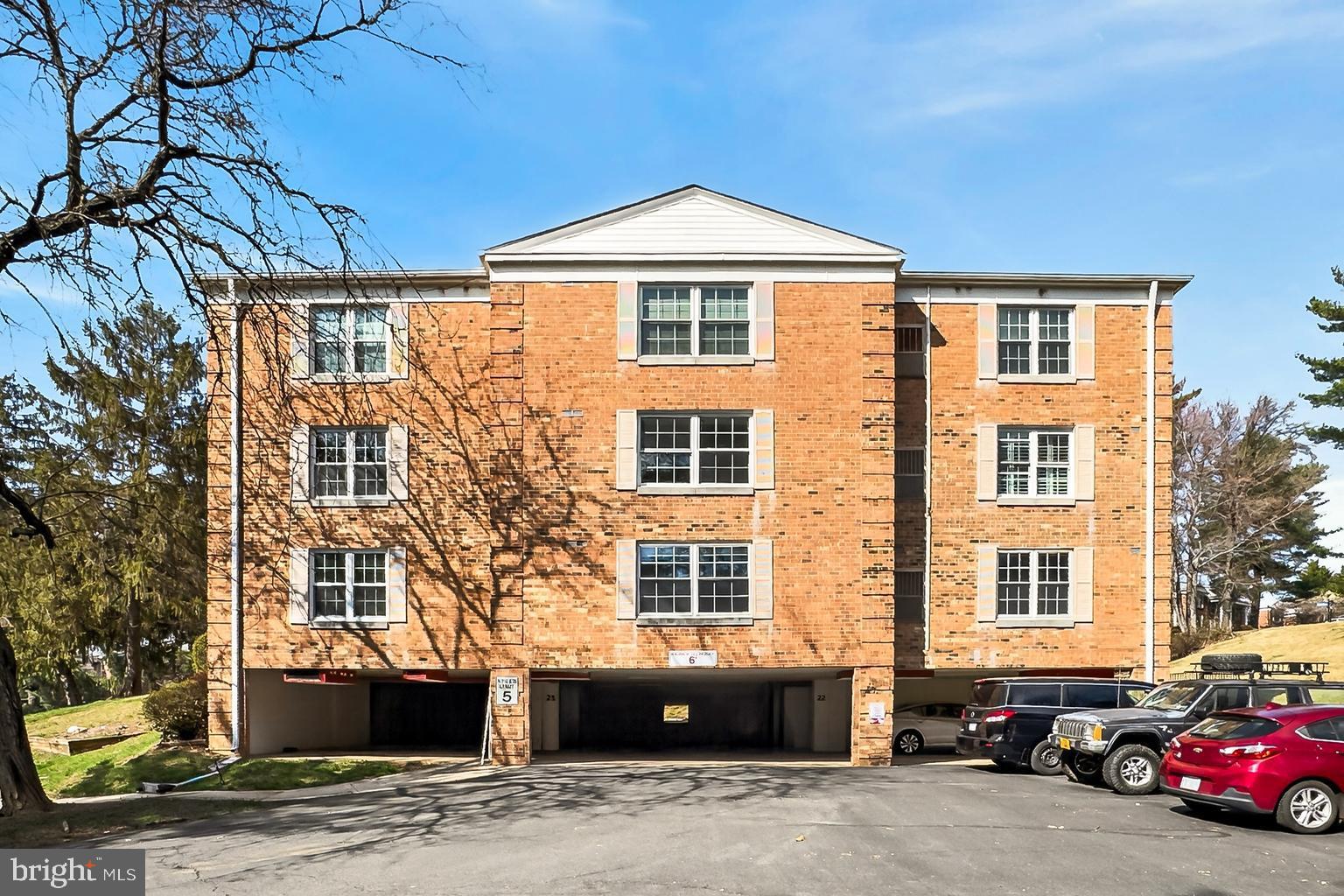 COLONIES AT MCLEAN - Residential