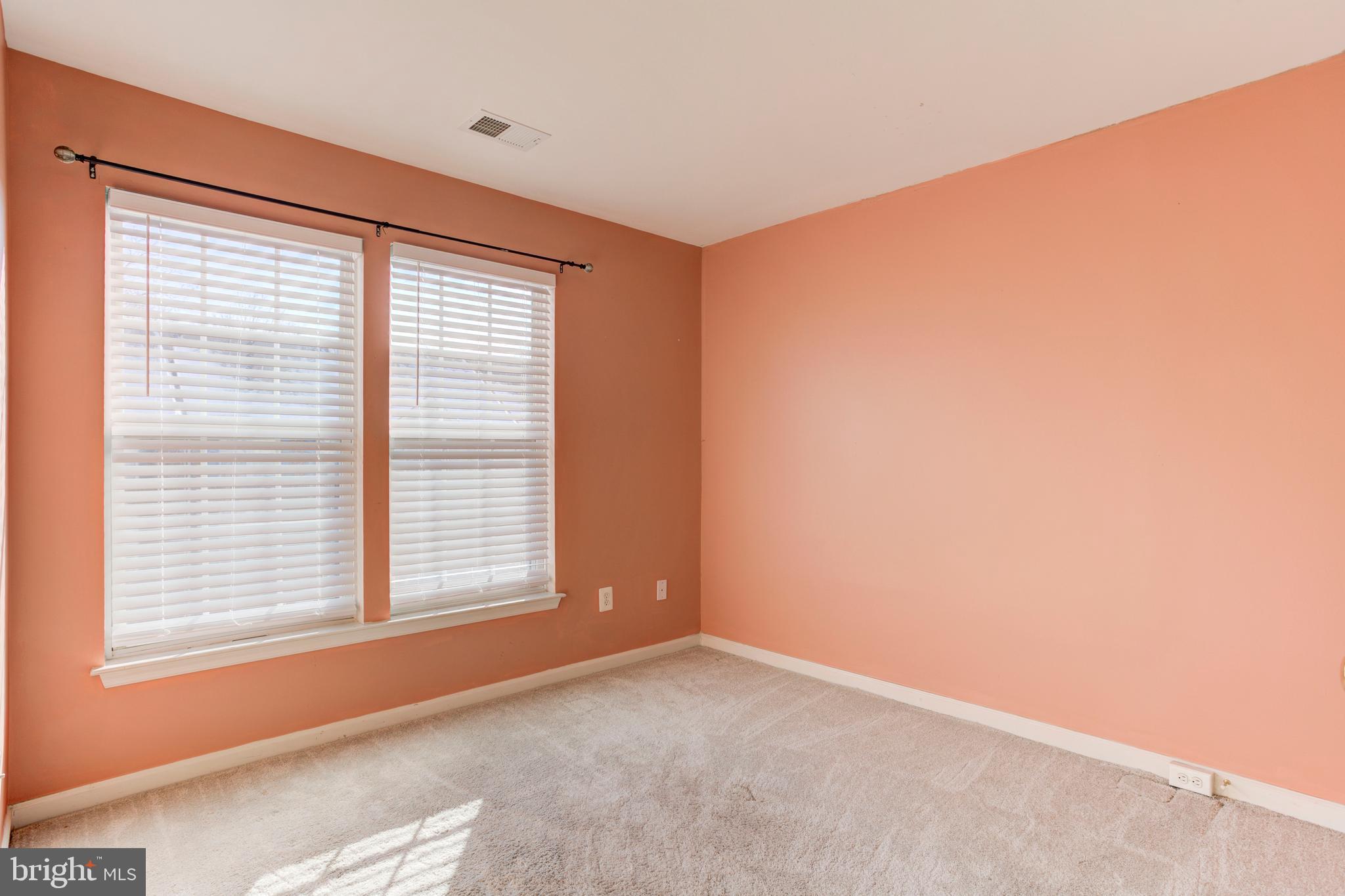 SKYVIEW PARK - Residential Lease