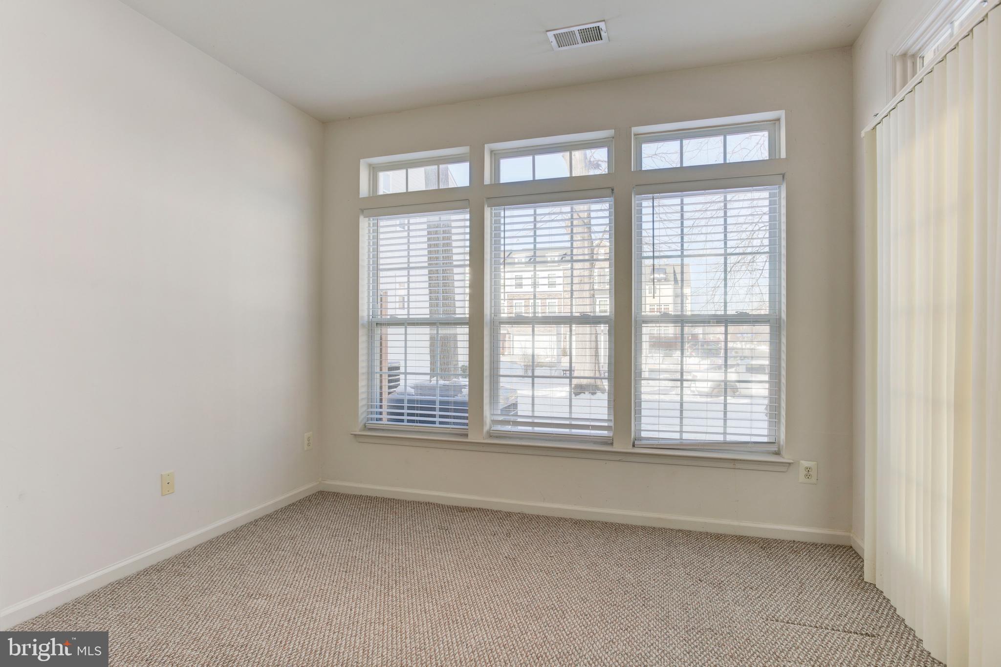 SKYVIEW PARK - Residential Lease