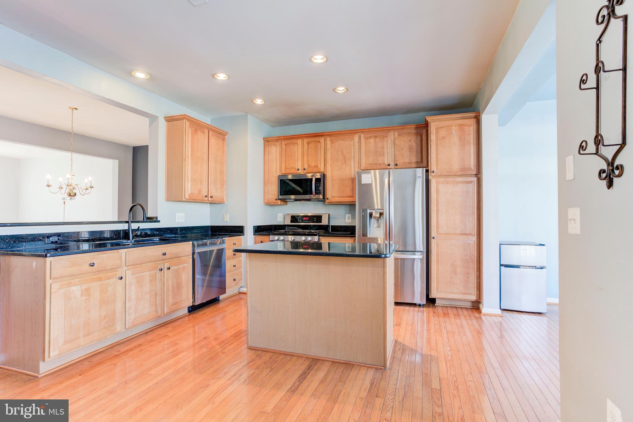 SKYVIEW PARK - Residential Lease