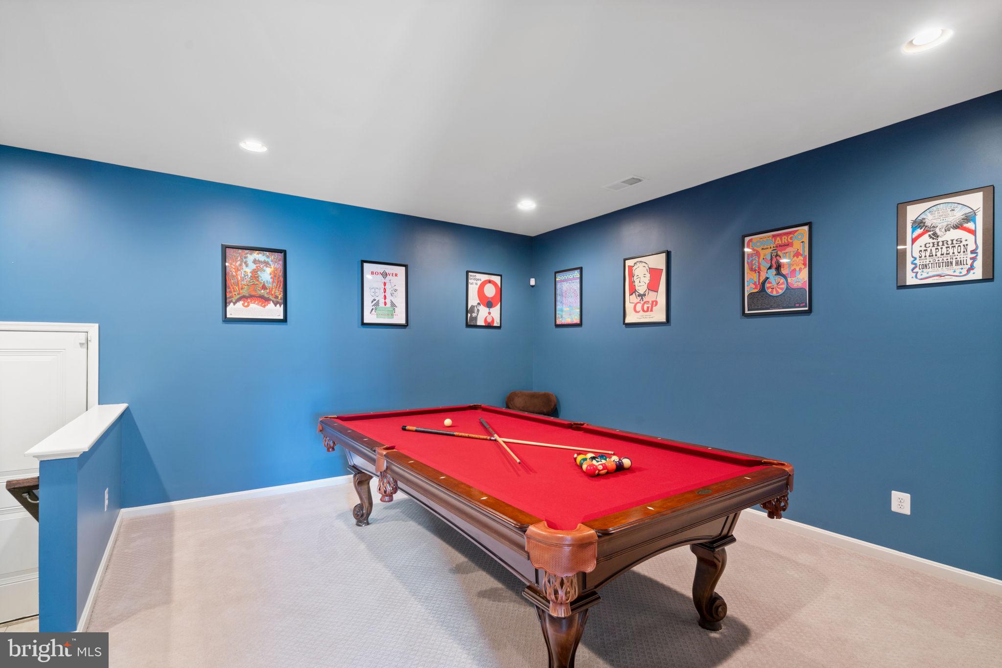 BRAMBLETON TOWN CTR RESI - Residential