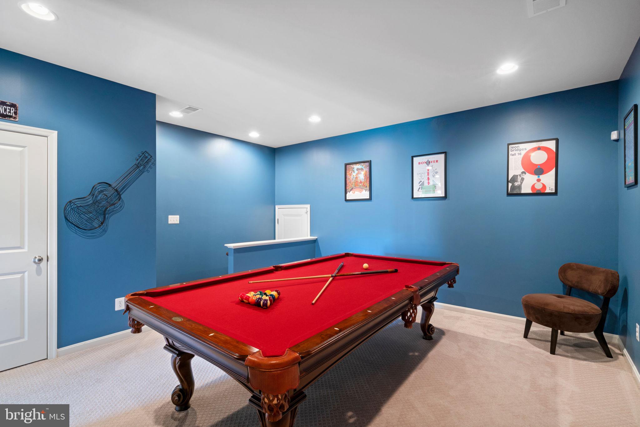 BRAMBLETON TOWN CTR RESI - Residential