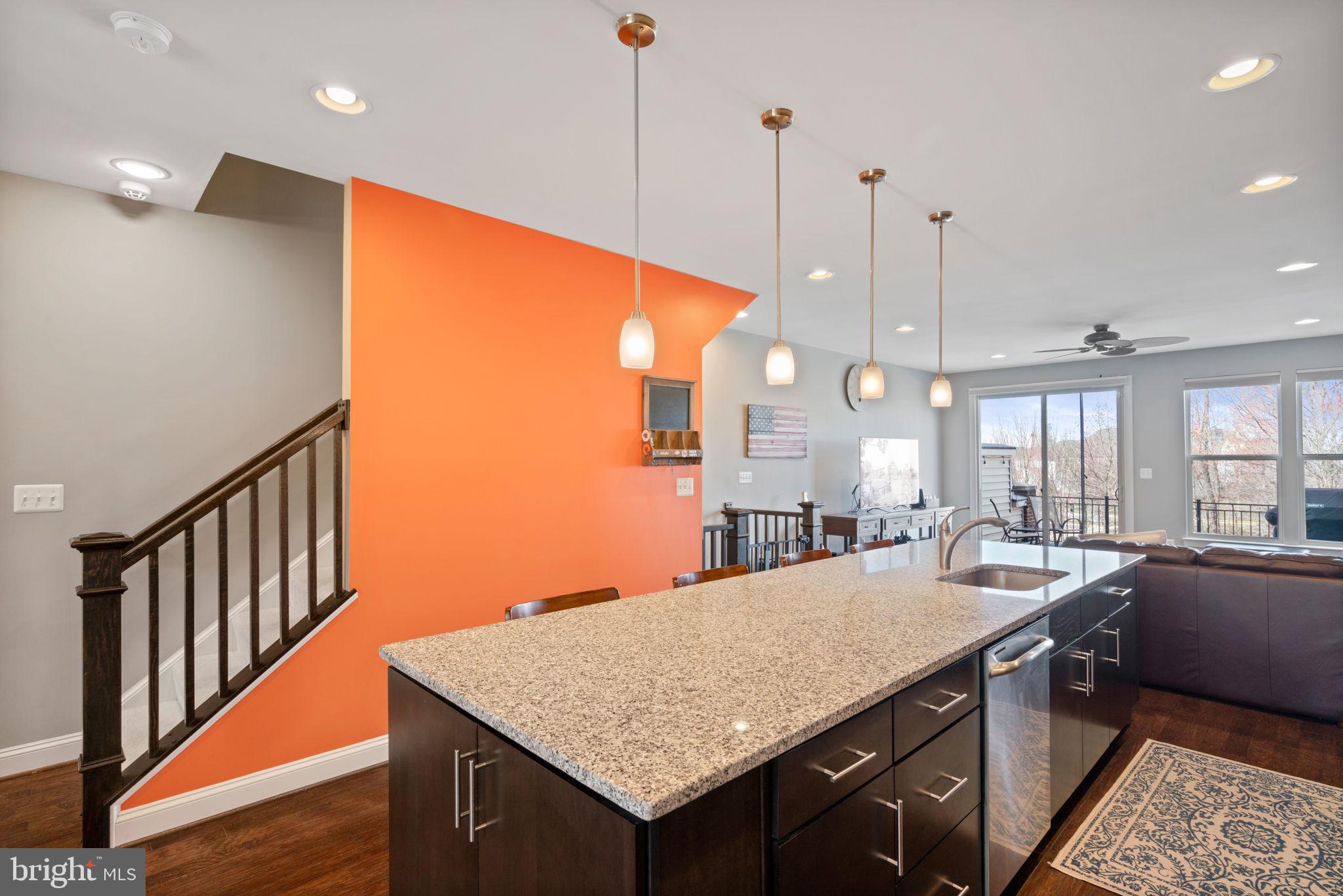 BRAMBLETON TOWN CTR RESI - Residential