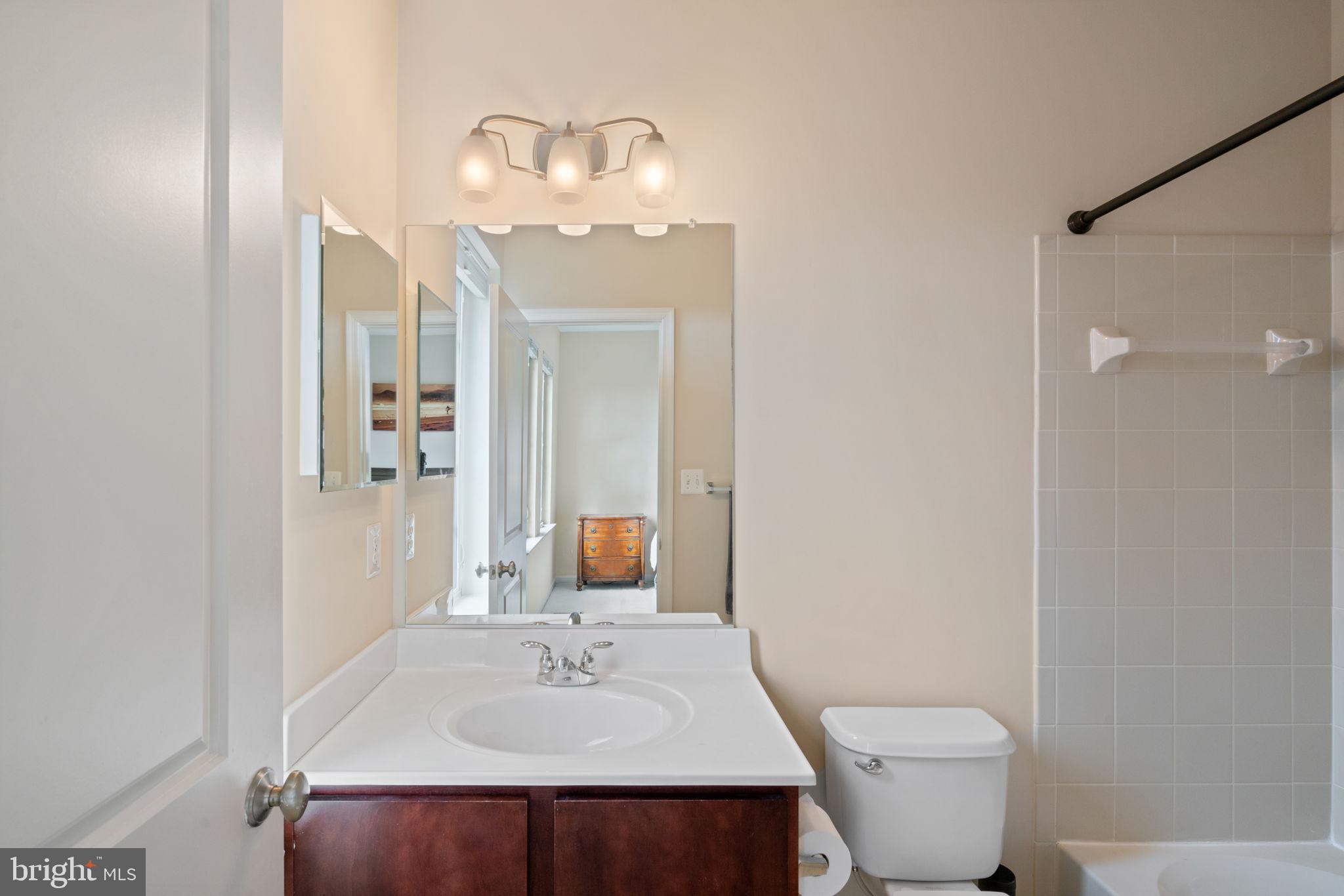 BRAMBLETON TOWN CTR RESI - Residential