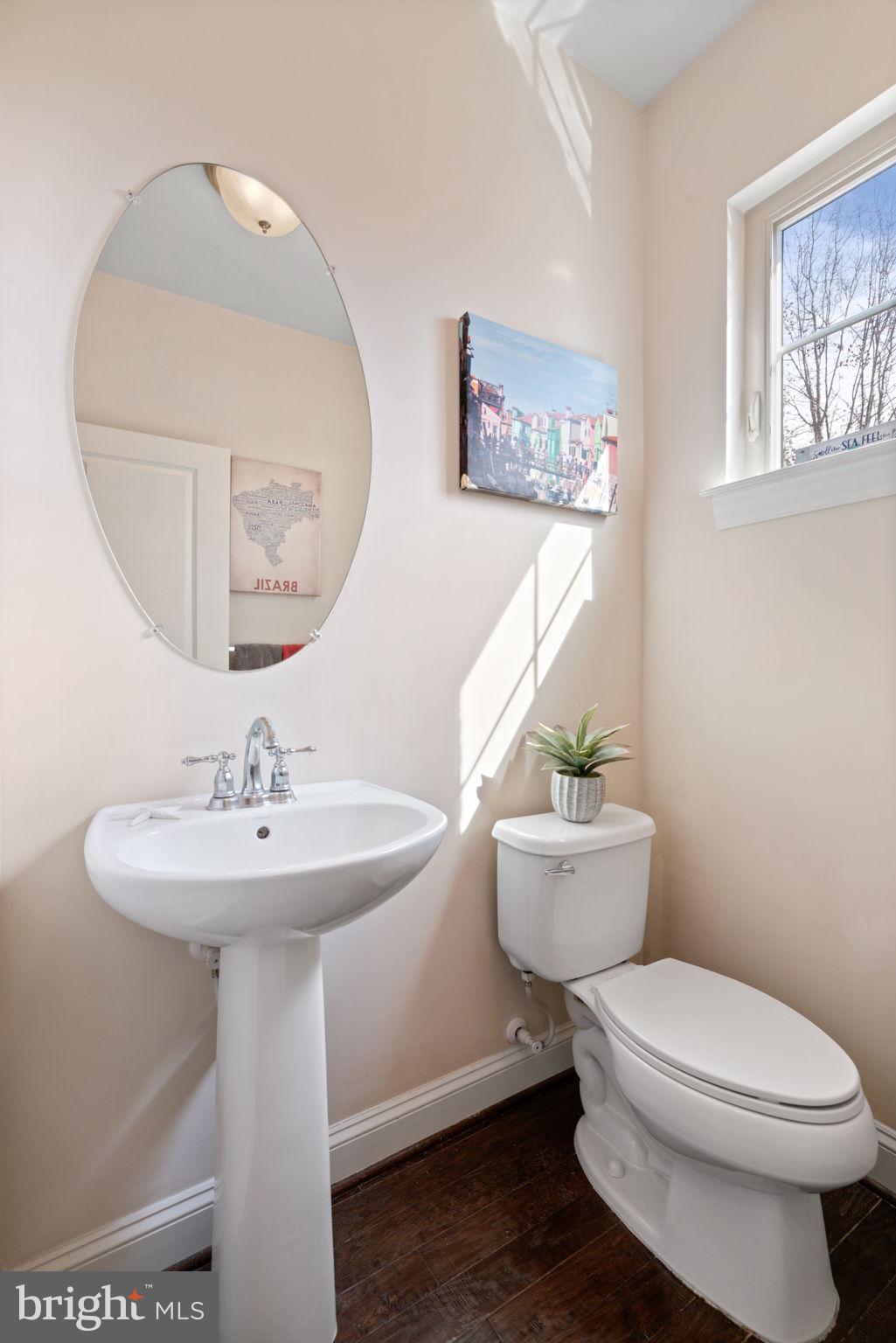 BRAMBLETON TOWN CTR RESI - Residential