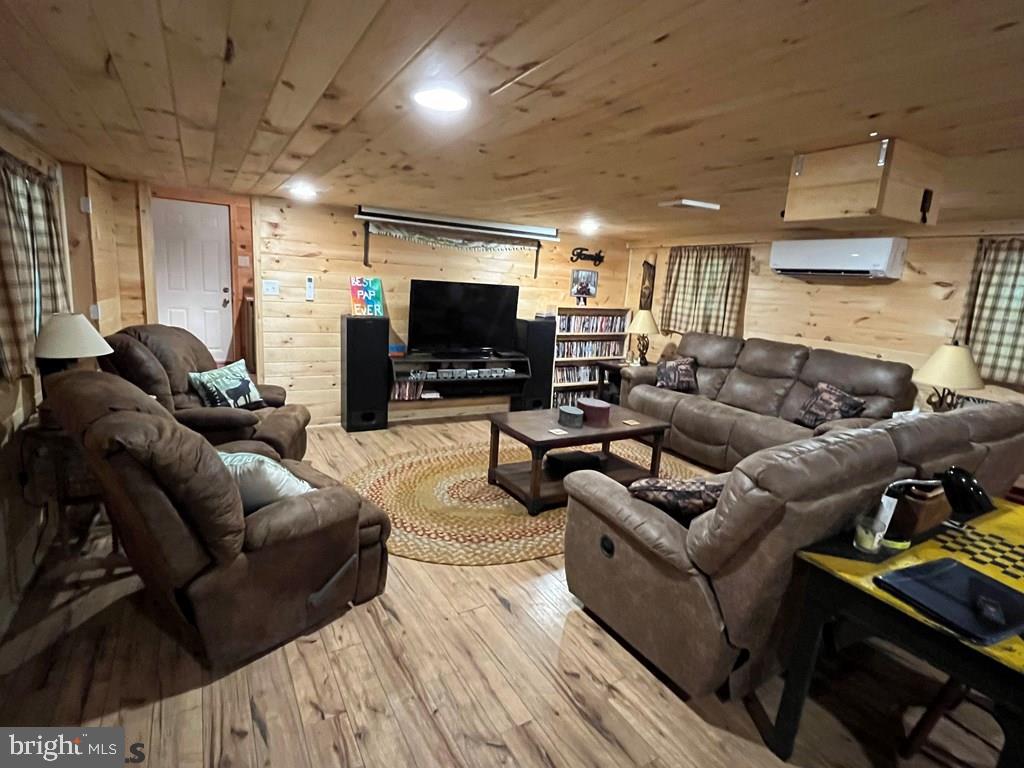 ROTHROCK STATE FOREST - Residential