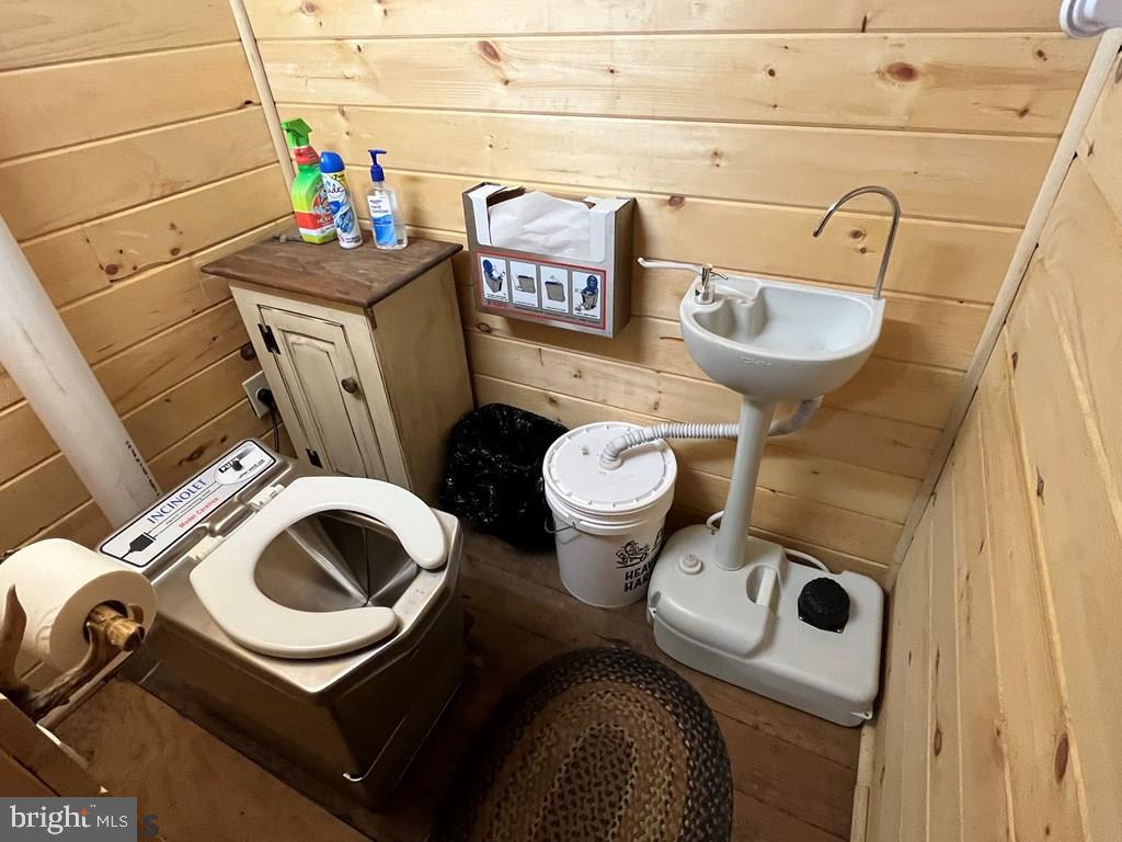 ROTHROCK STATE FOREST - Residential