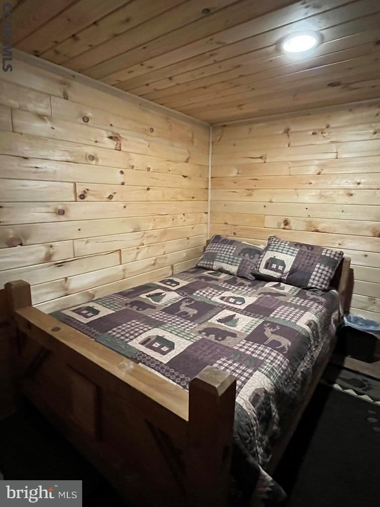 ROTHROCK STATE FOREST - Residential