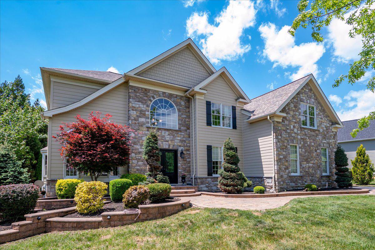 1010 POWELL COURT