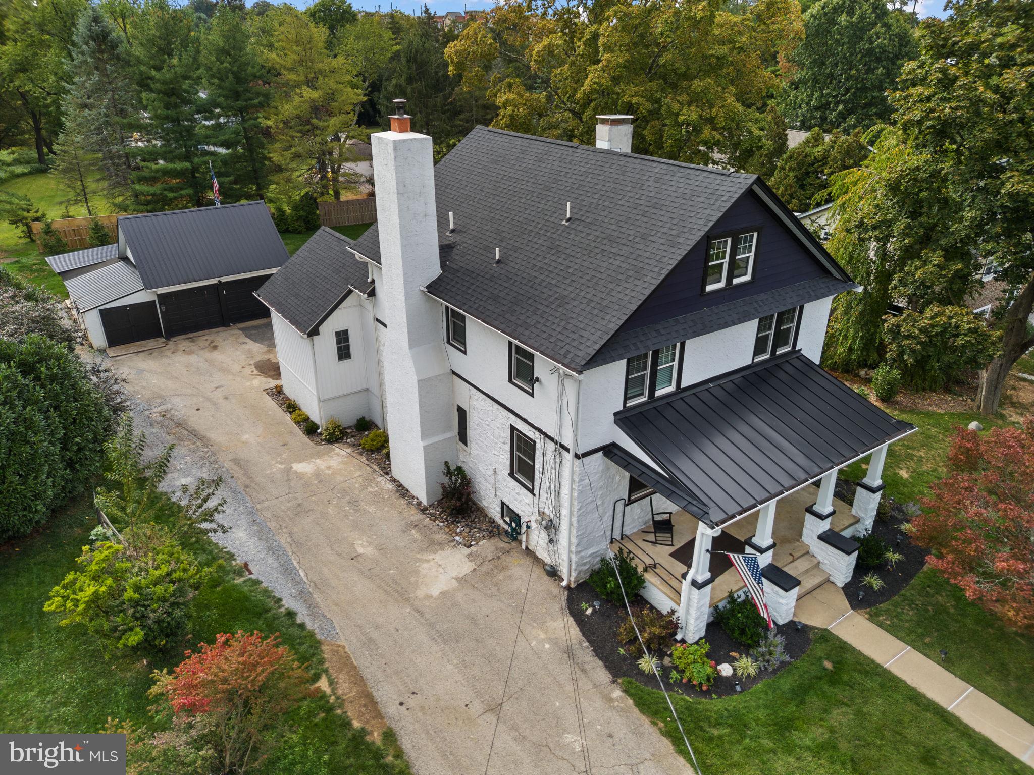 10 ARLINGTON ROAD