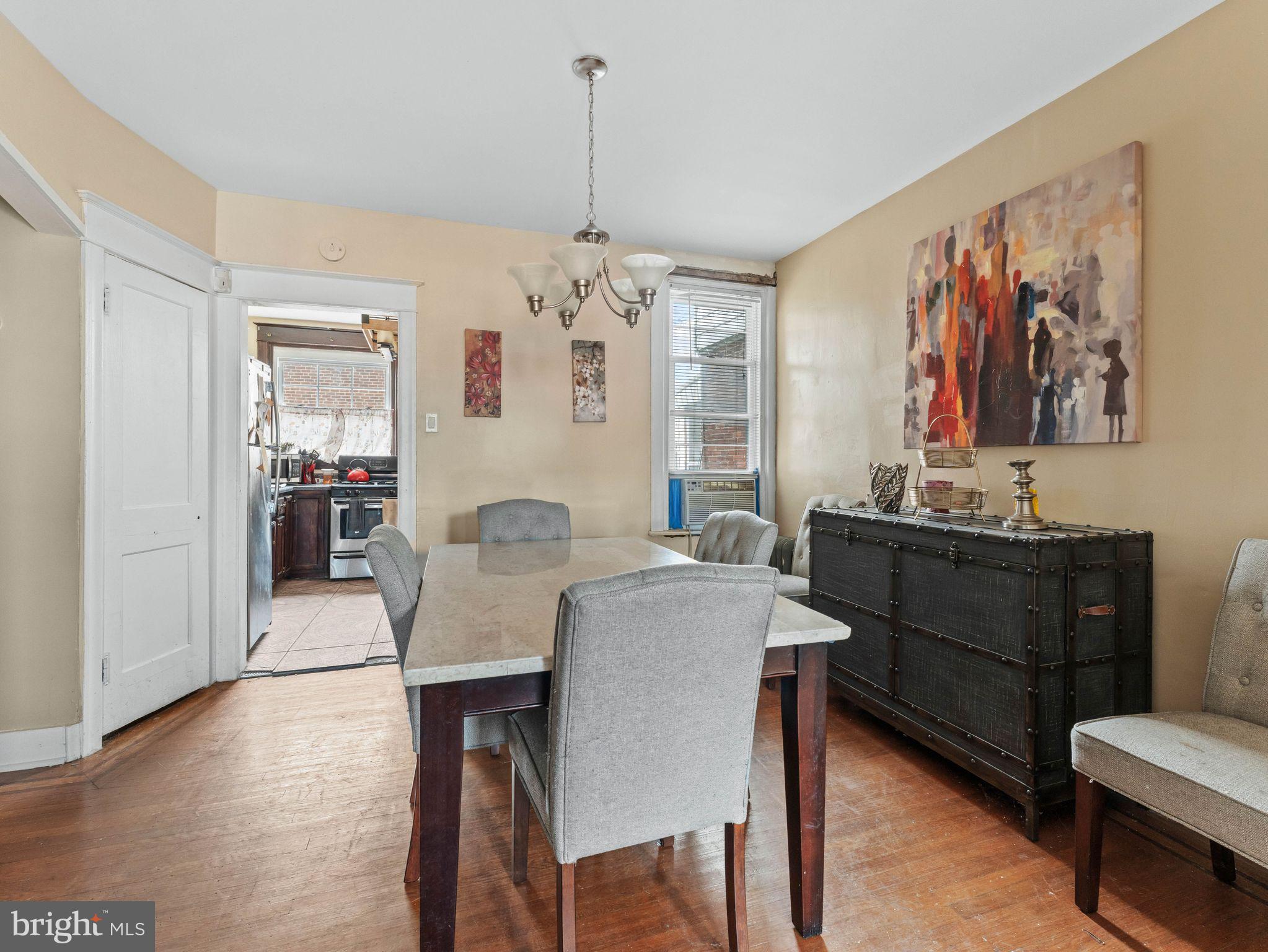 LAWNCREST - Residential