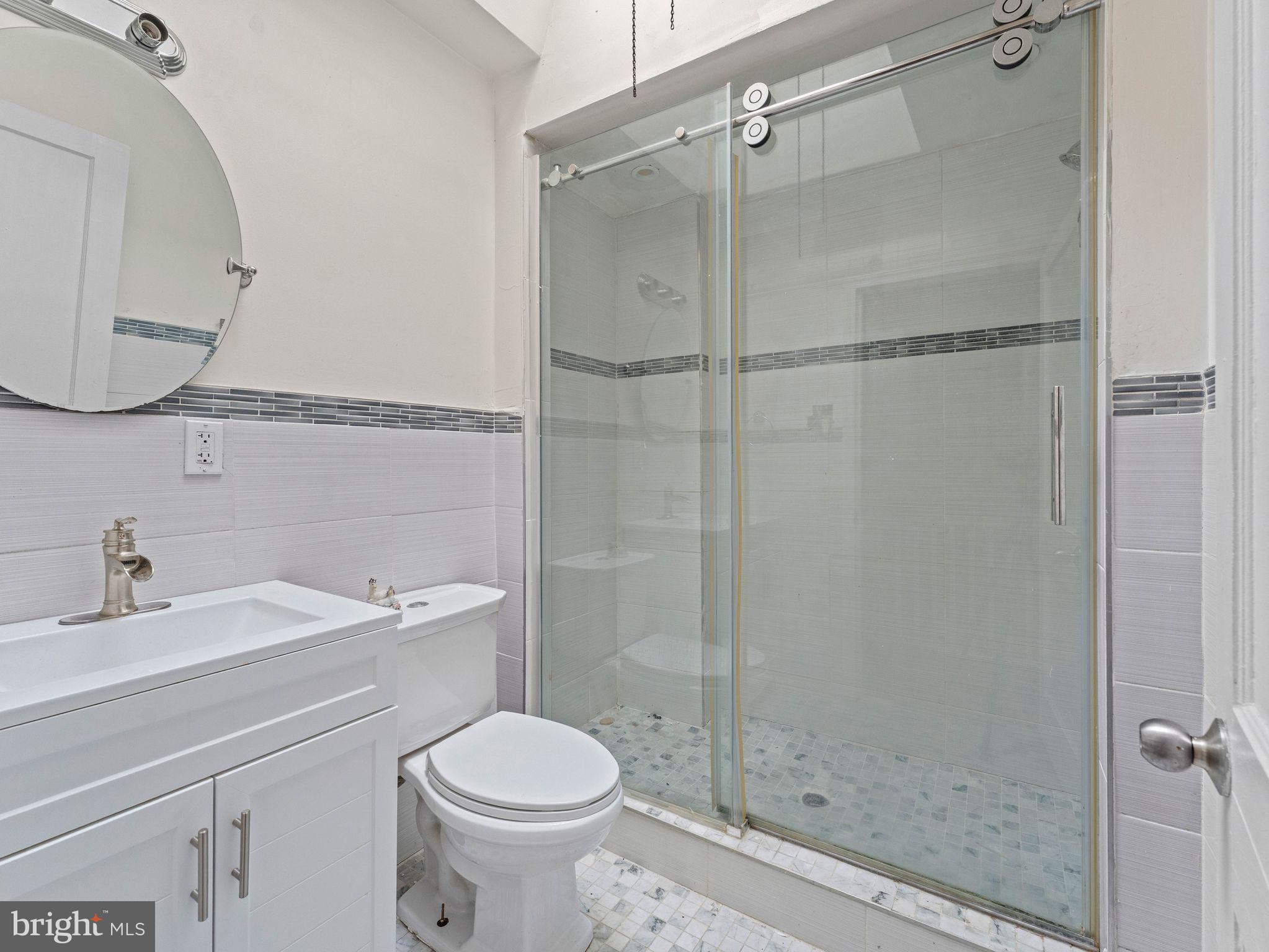 LAWNCREST - Residential