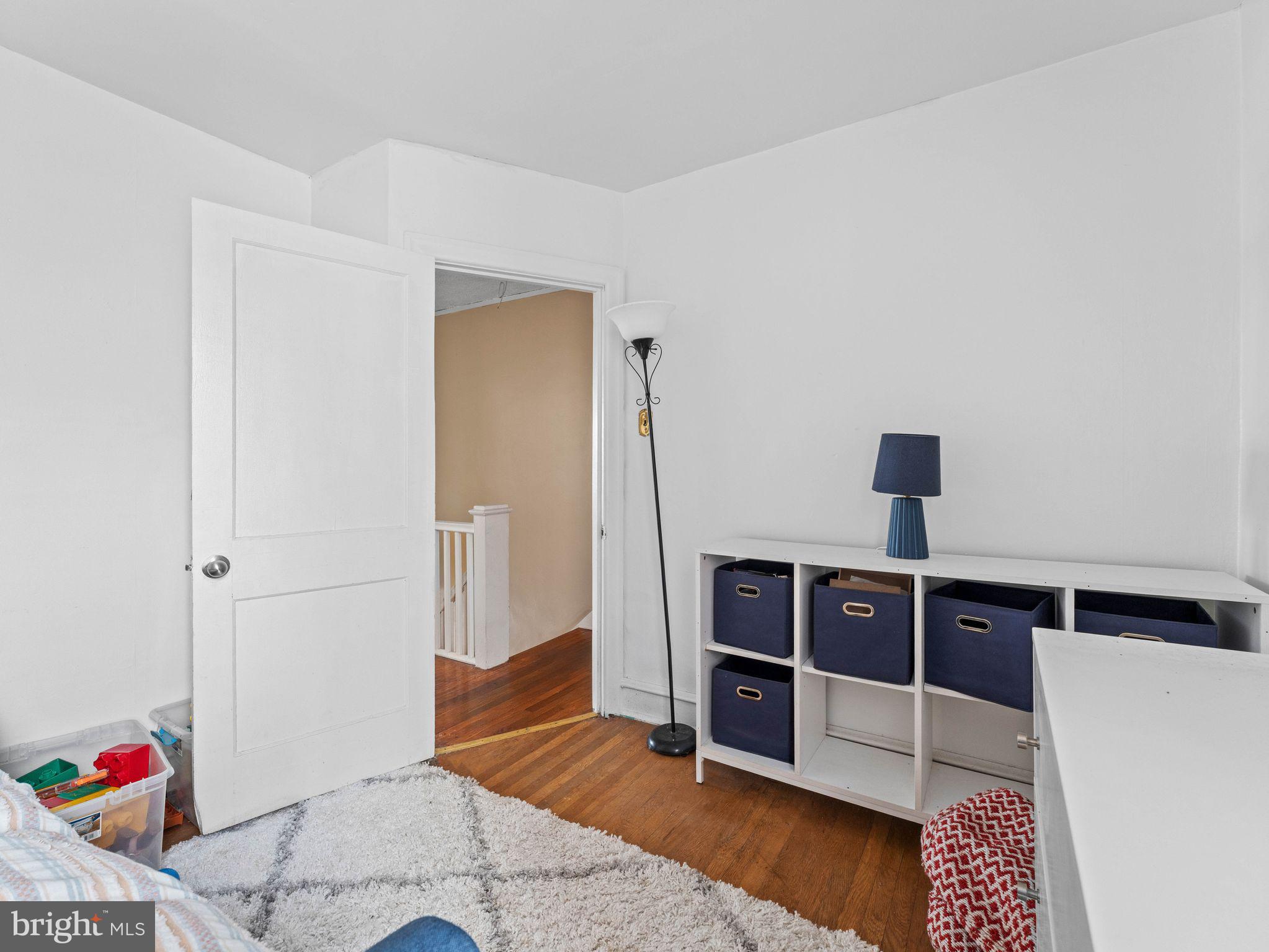 LAWNCREST - Residential