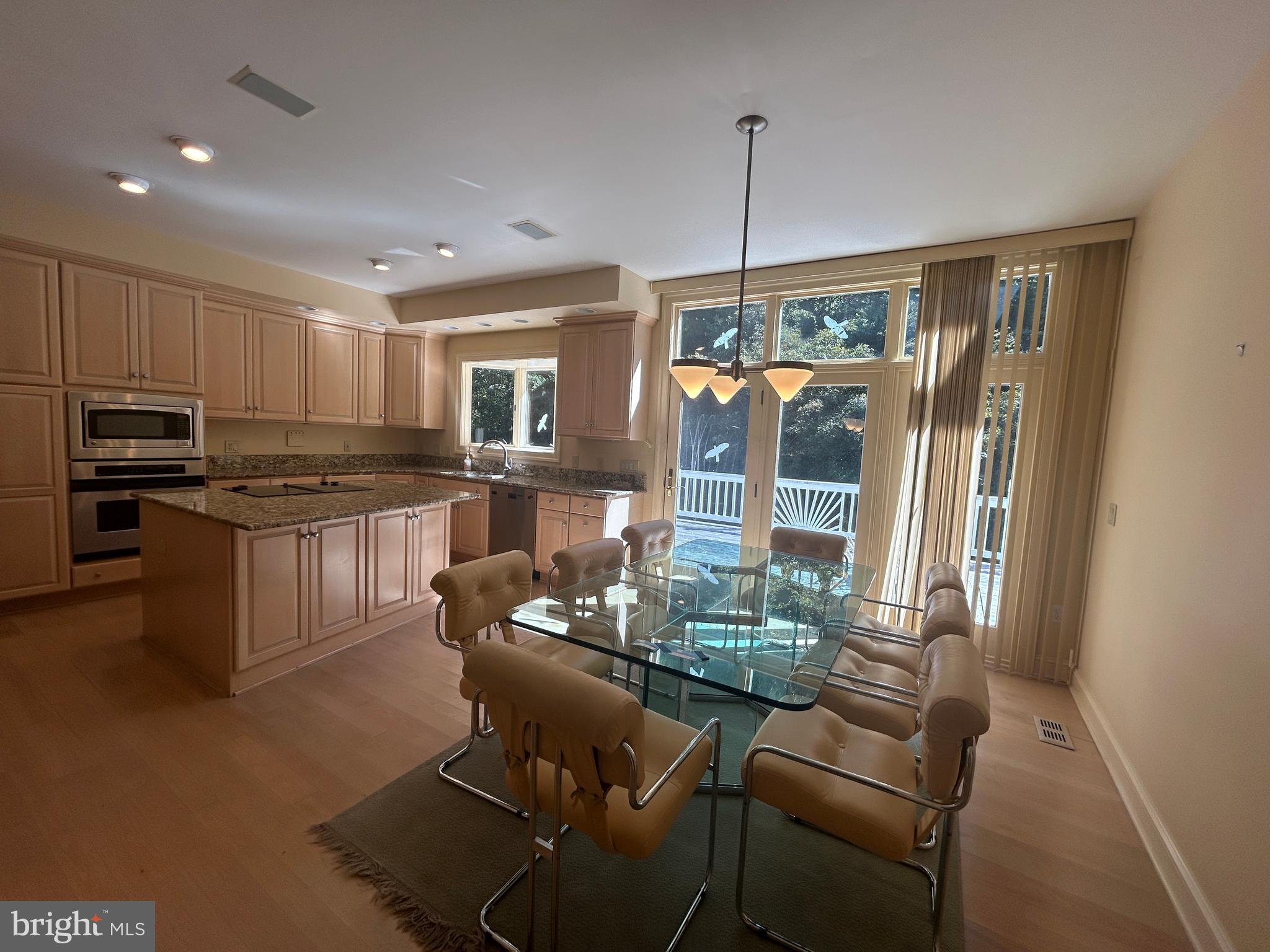 FAWN LAKE - Residential Lease