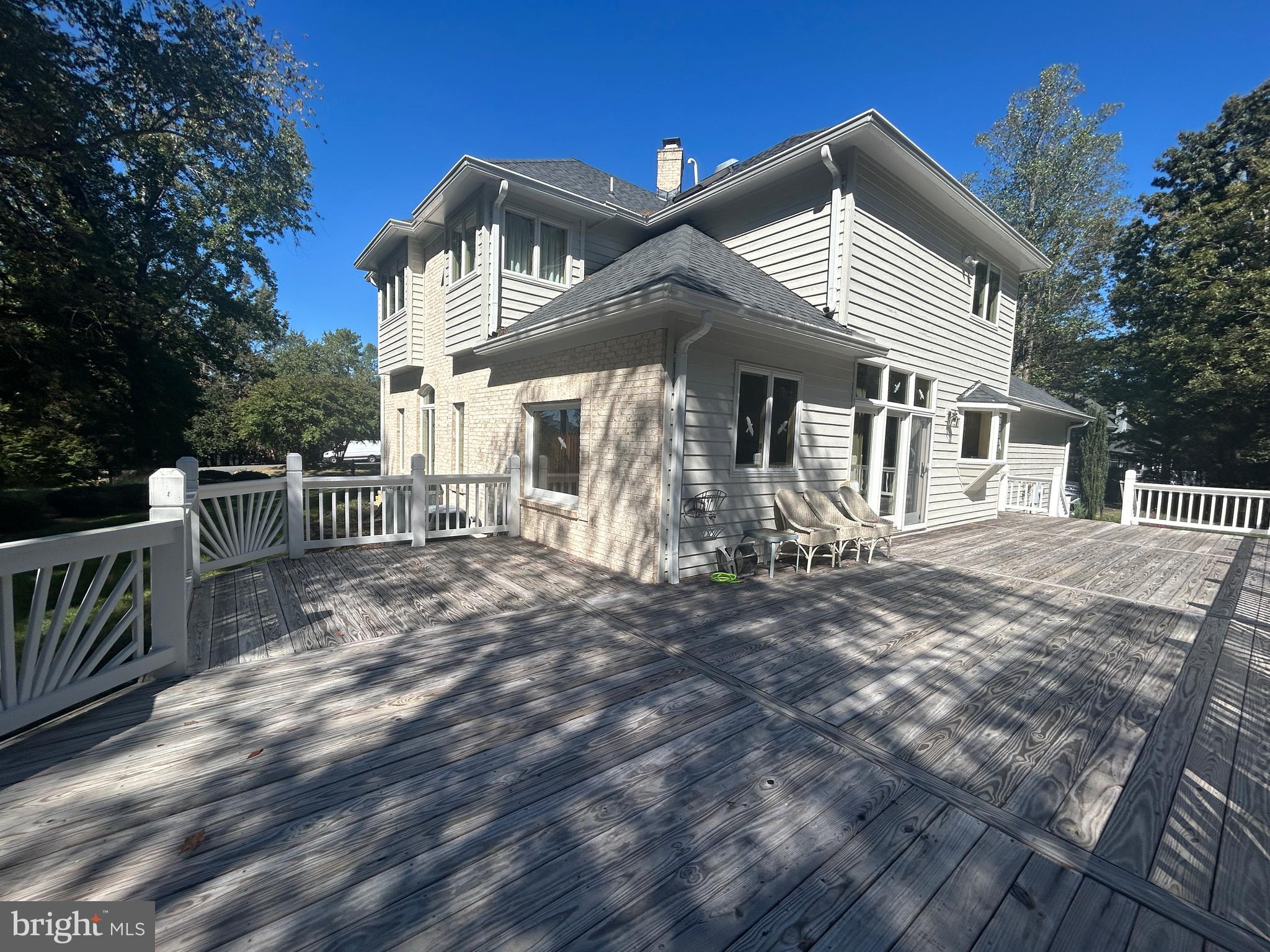 FAWN LAKE - Residential Lease