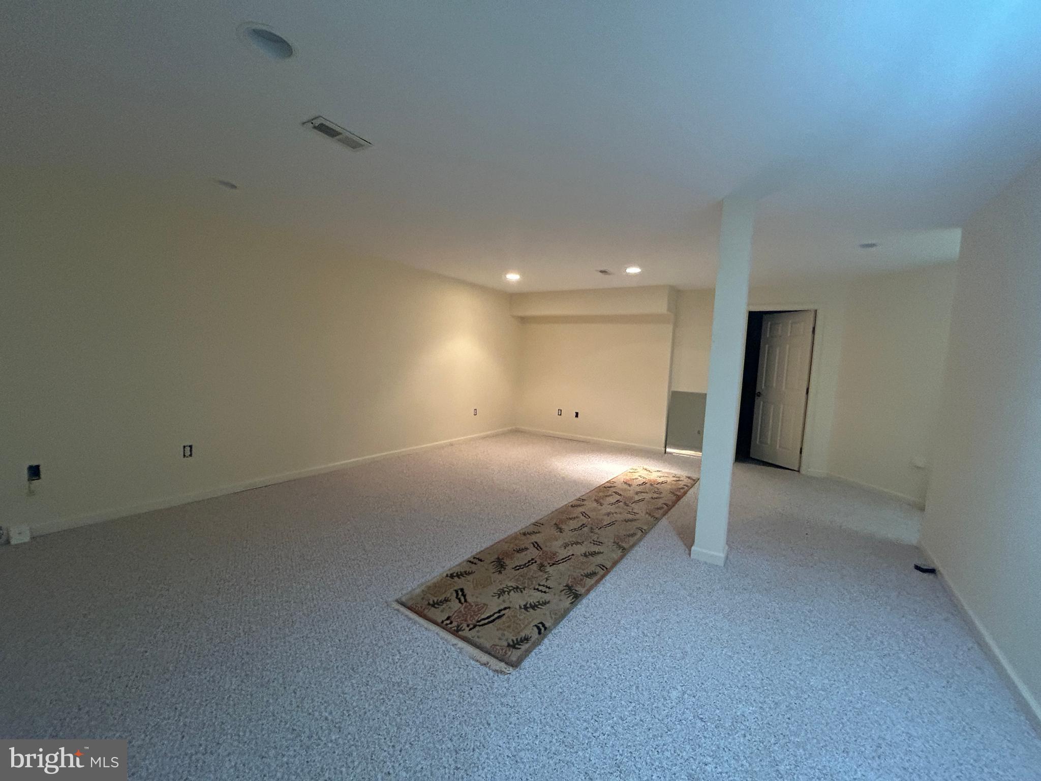 FAWN LAKE - Residential Lease