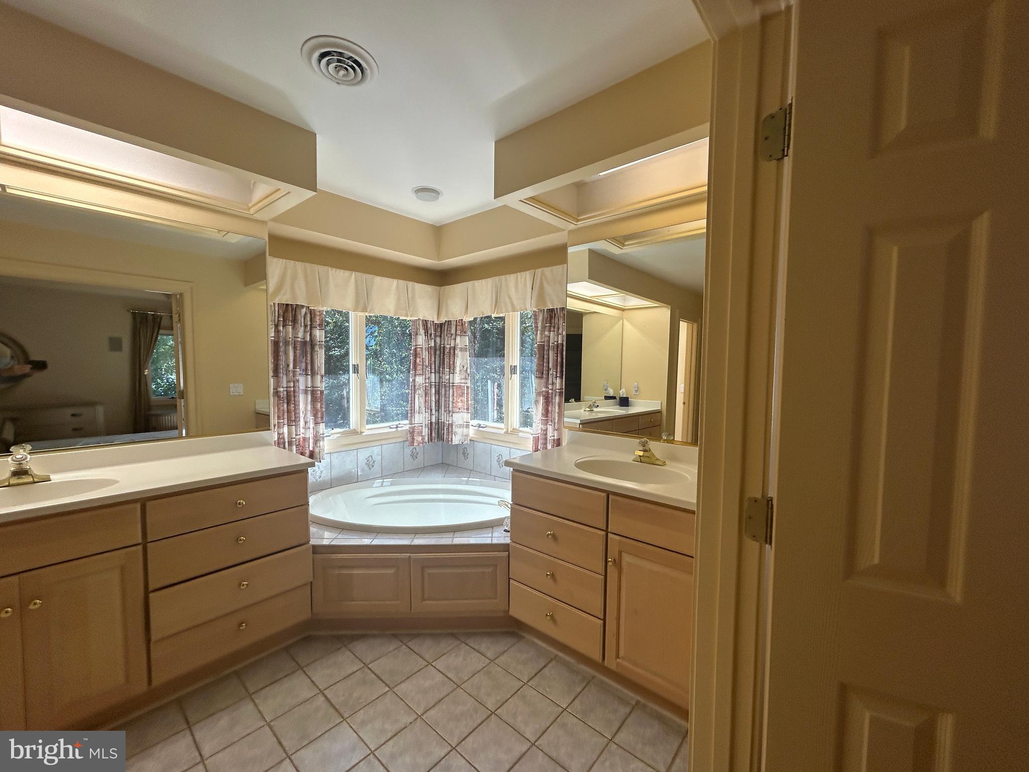 FAWN LAKE - Residential Lease