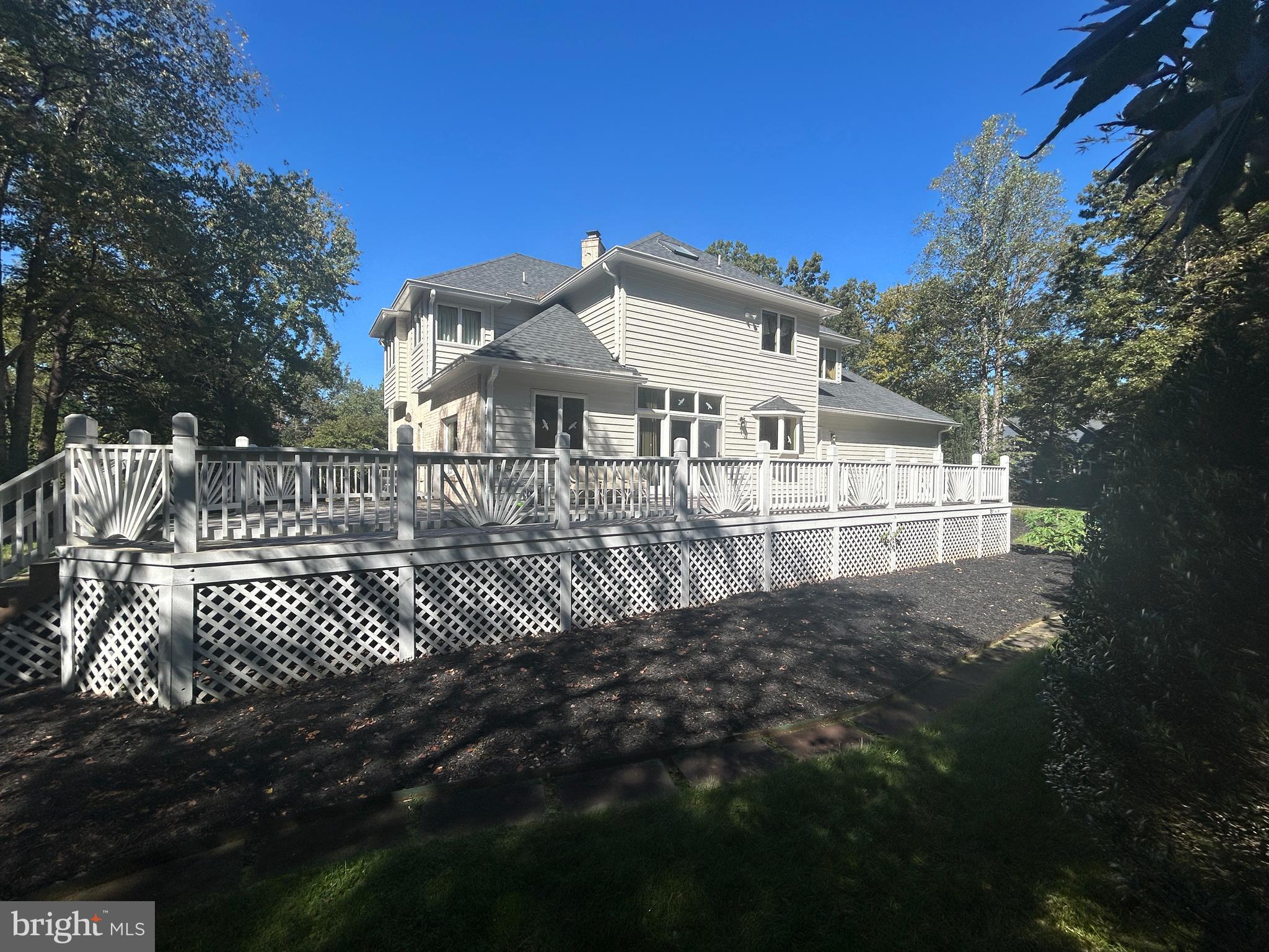 FAWN LAKE - Residential Lease