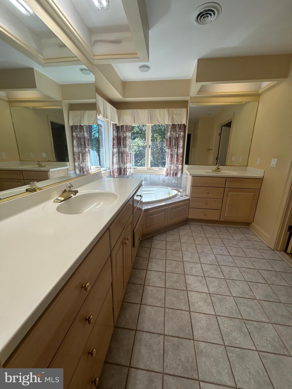 FAWN LAKE - Residential Lease