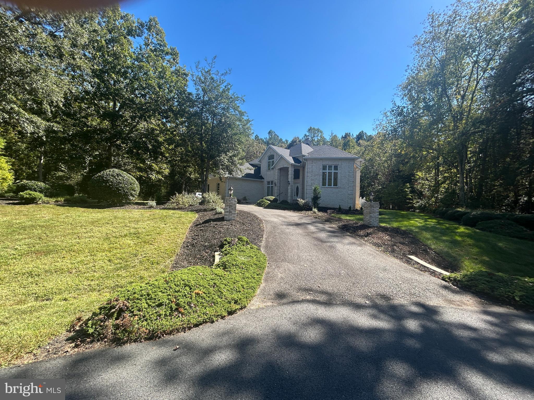 FAWN LAKE - Residential Lease