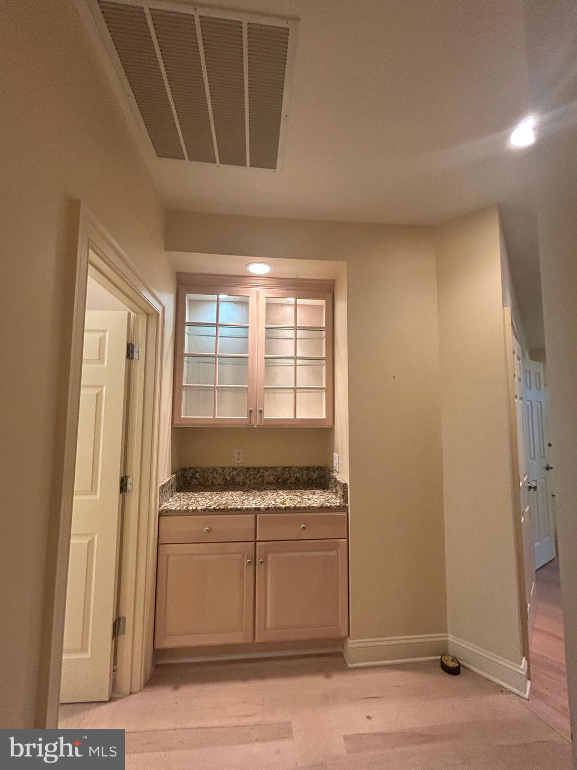 FAWN LAKE - Residential Lease