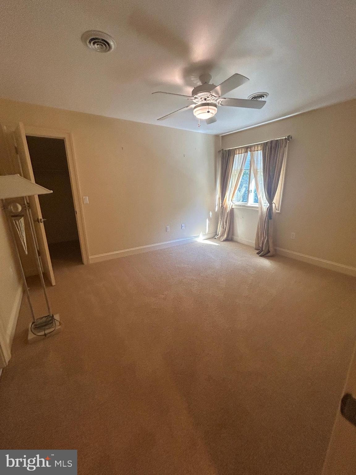 FAWN LAKE - Residential Lease