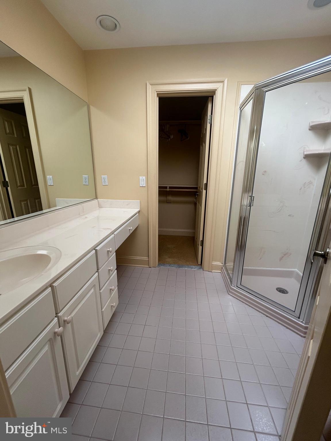 FAWN LAKE - Residential Lease