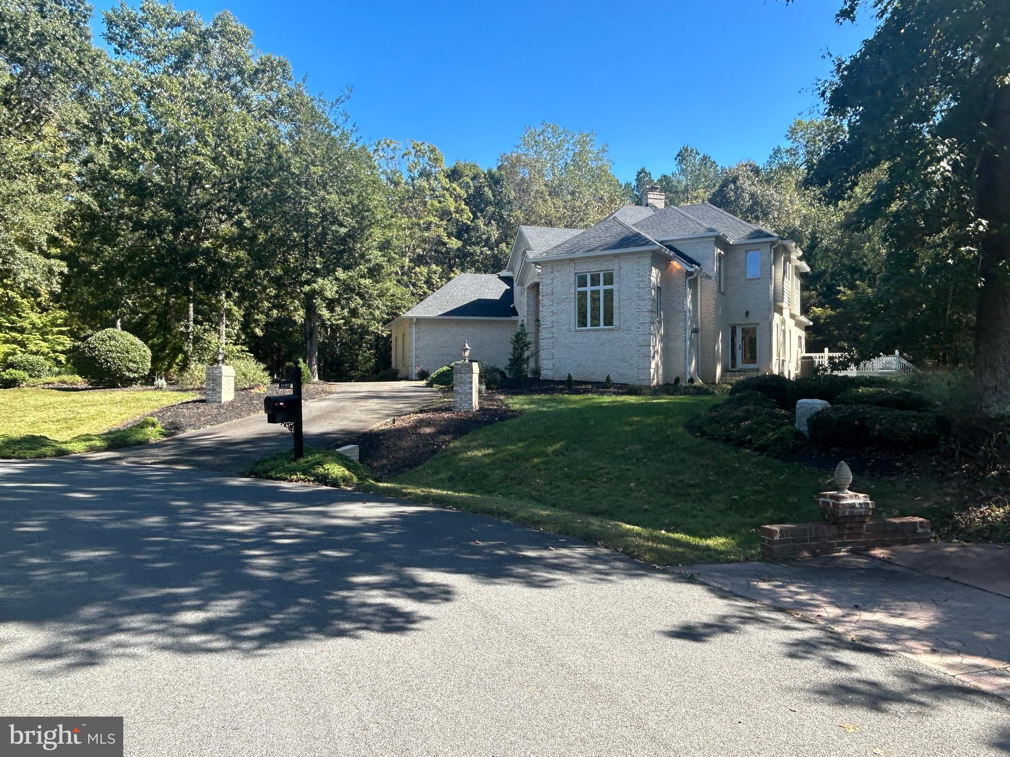 FAWN LAKE - Residential Lease