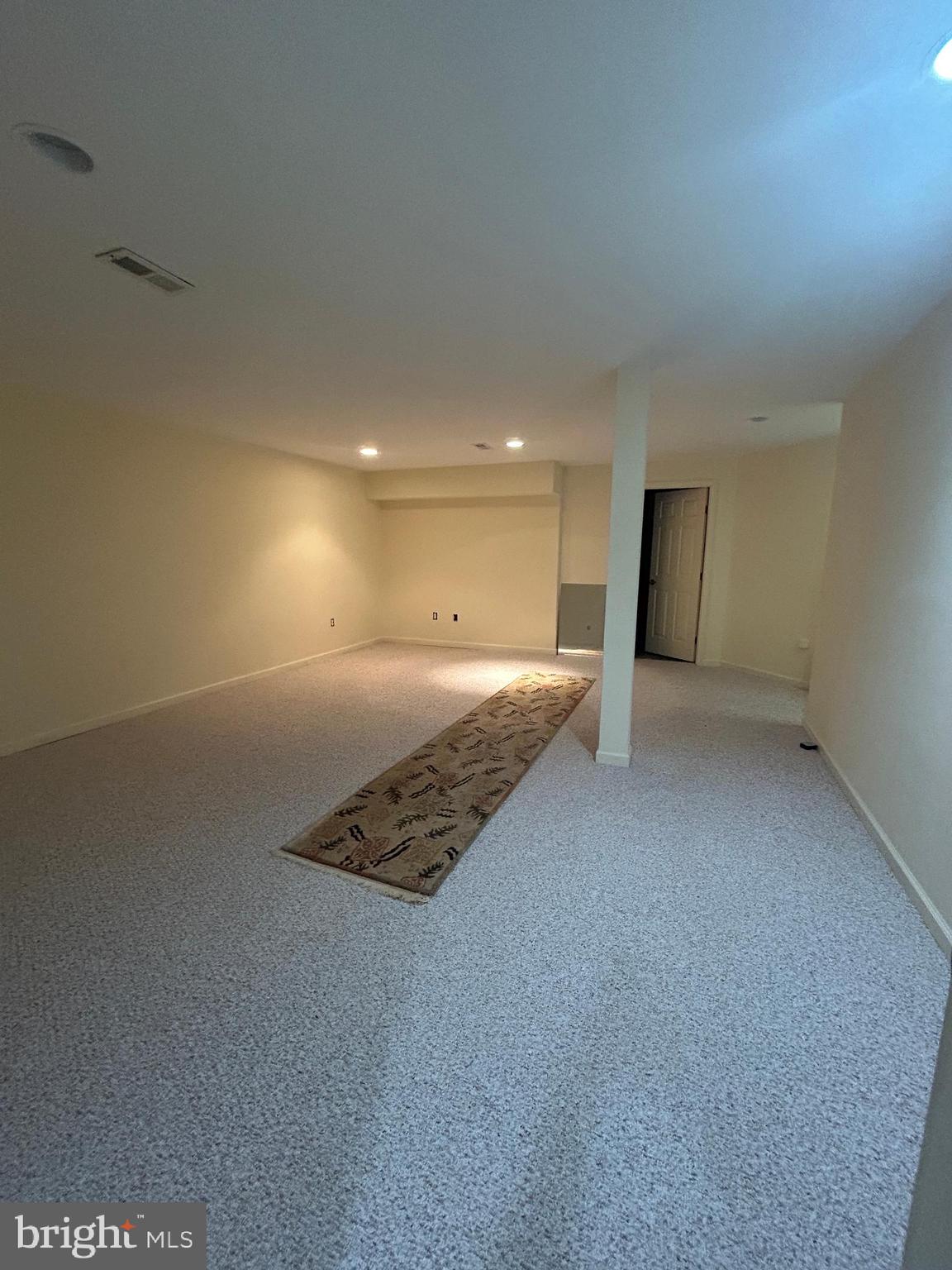 FAWN LAKE - Residential Lease