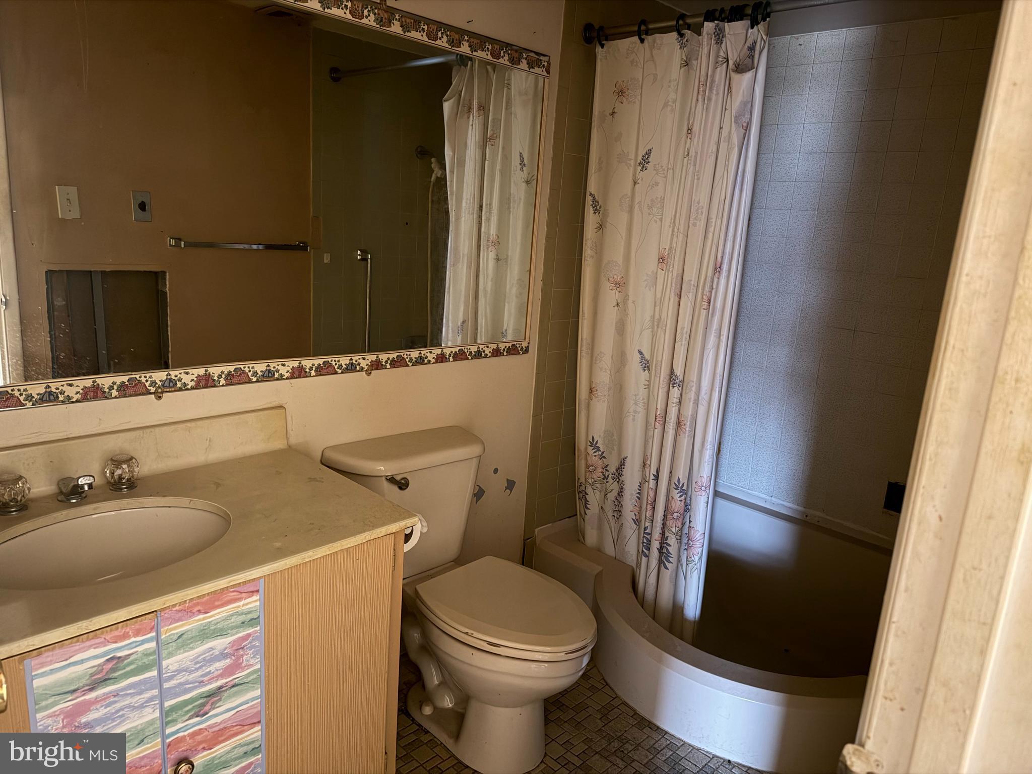 3315 HUNTLEY SQUARE DRIVE T-2