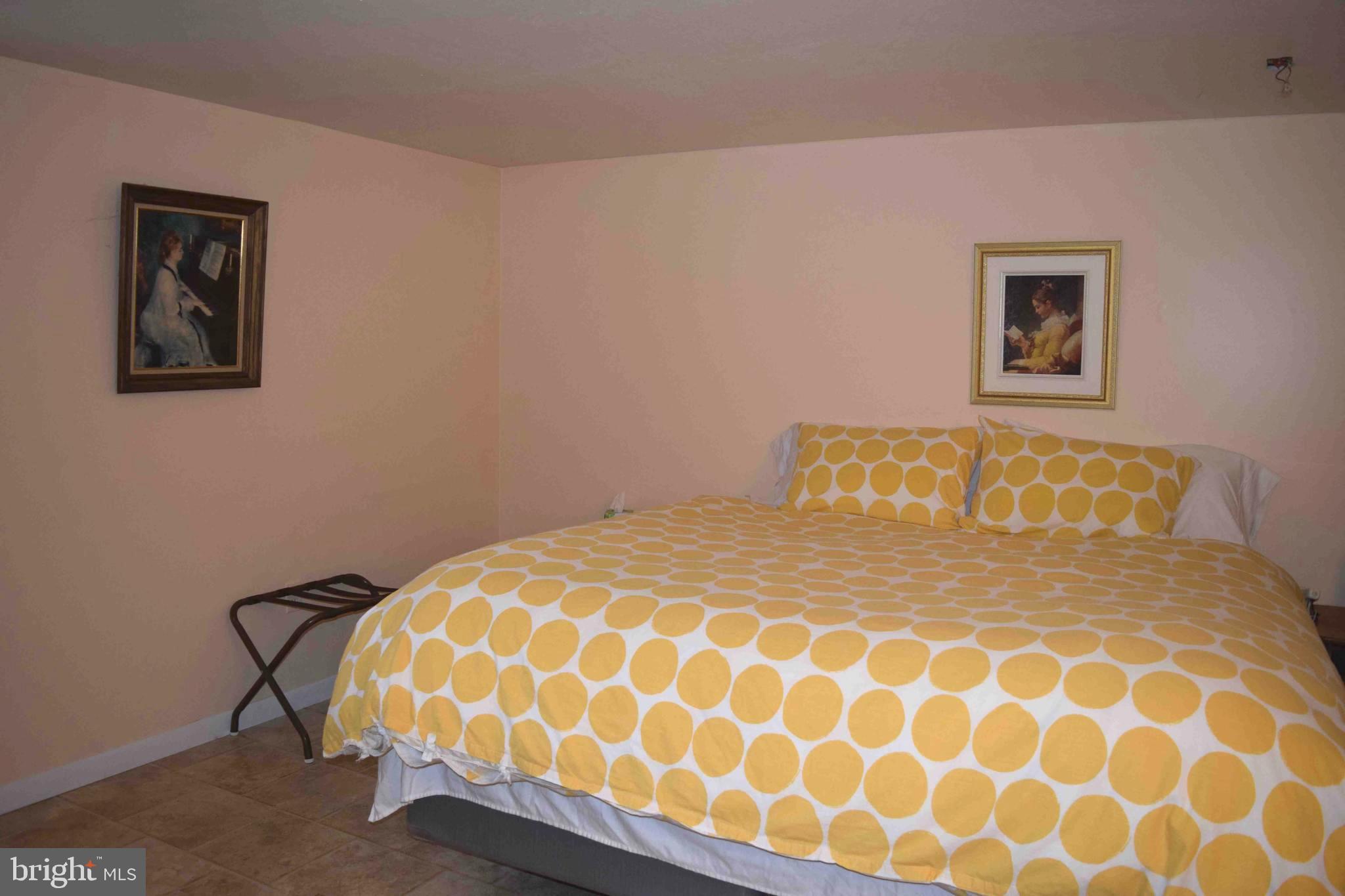 MOUNTAIN LAKE PARK - Residential