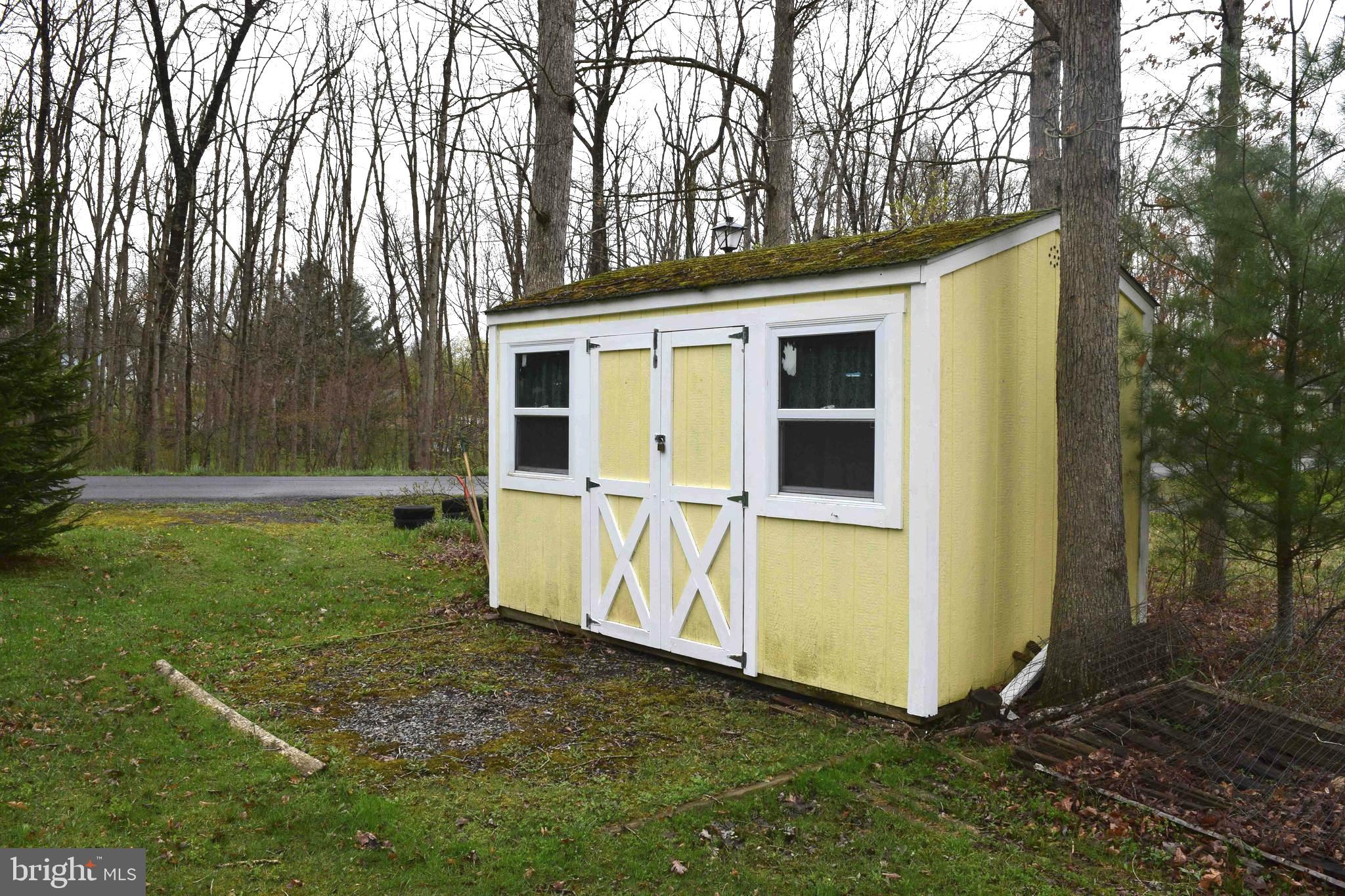 MOUNTAIN LAKE PARK - Residential