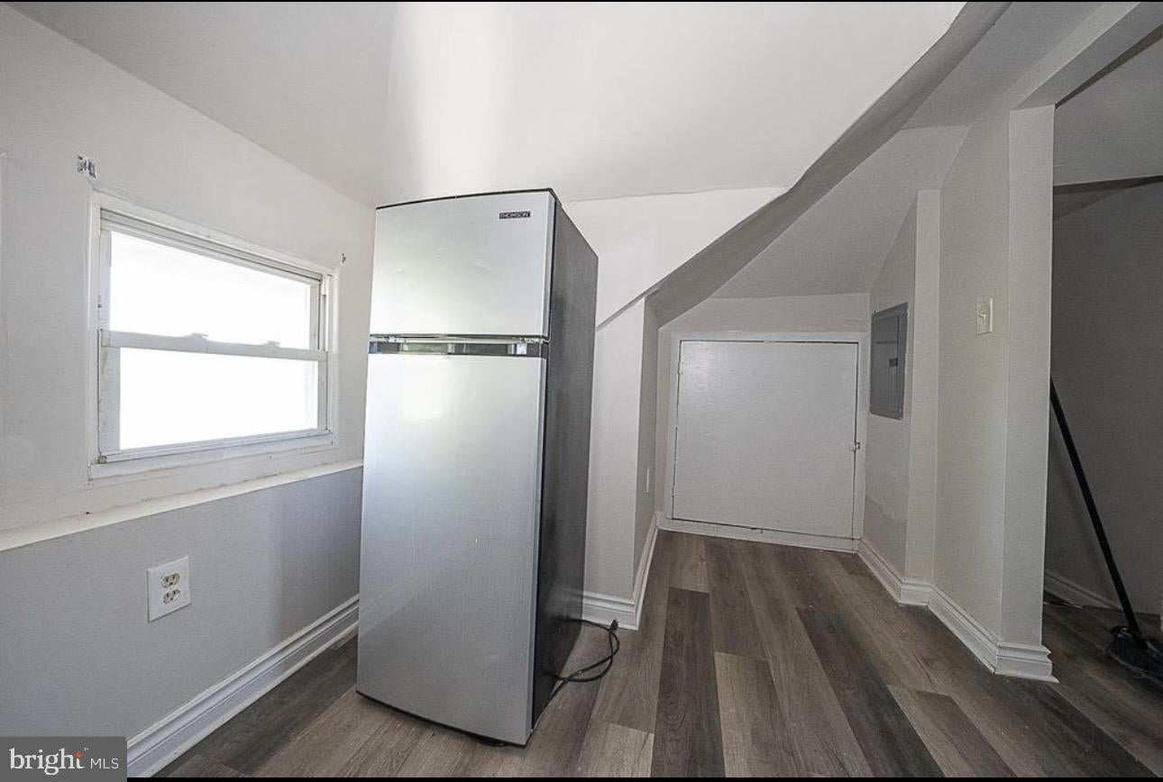 565 CHESTER PIKE 3