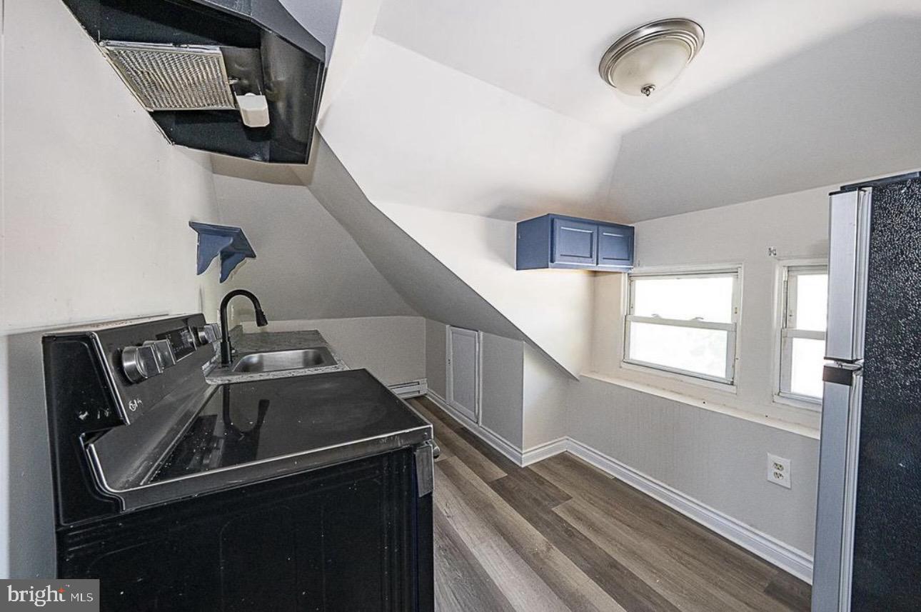 565 CHESTER PIKE 3