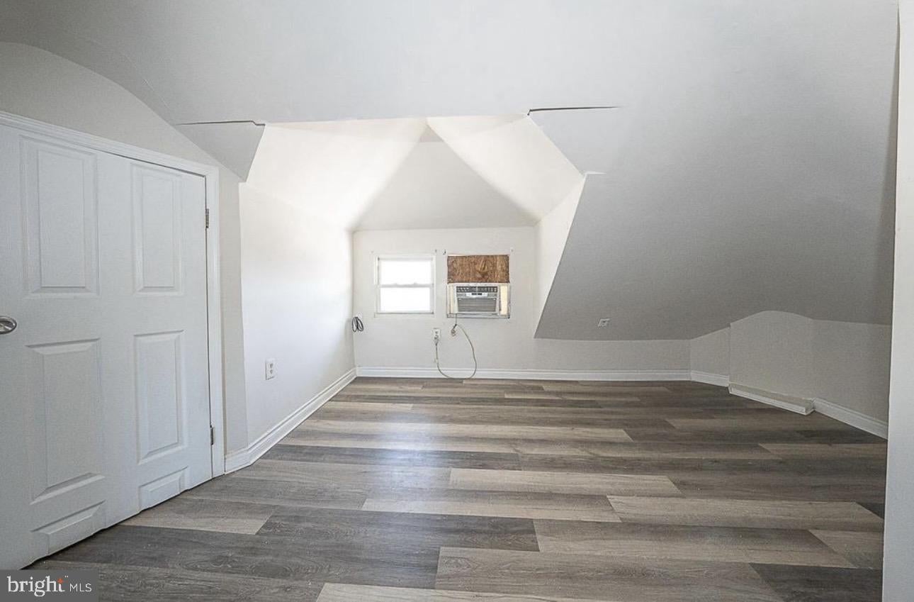 565 CHESTER PIKE 3