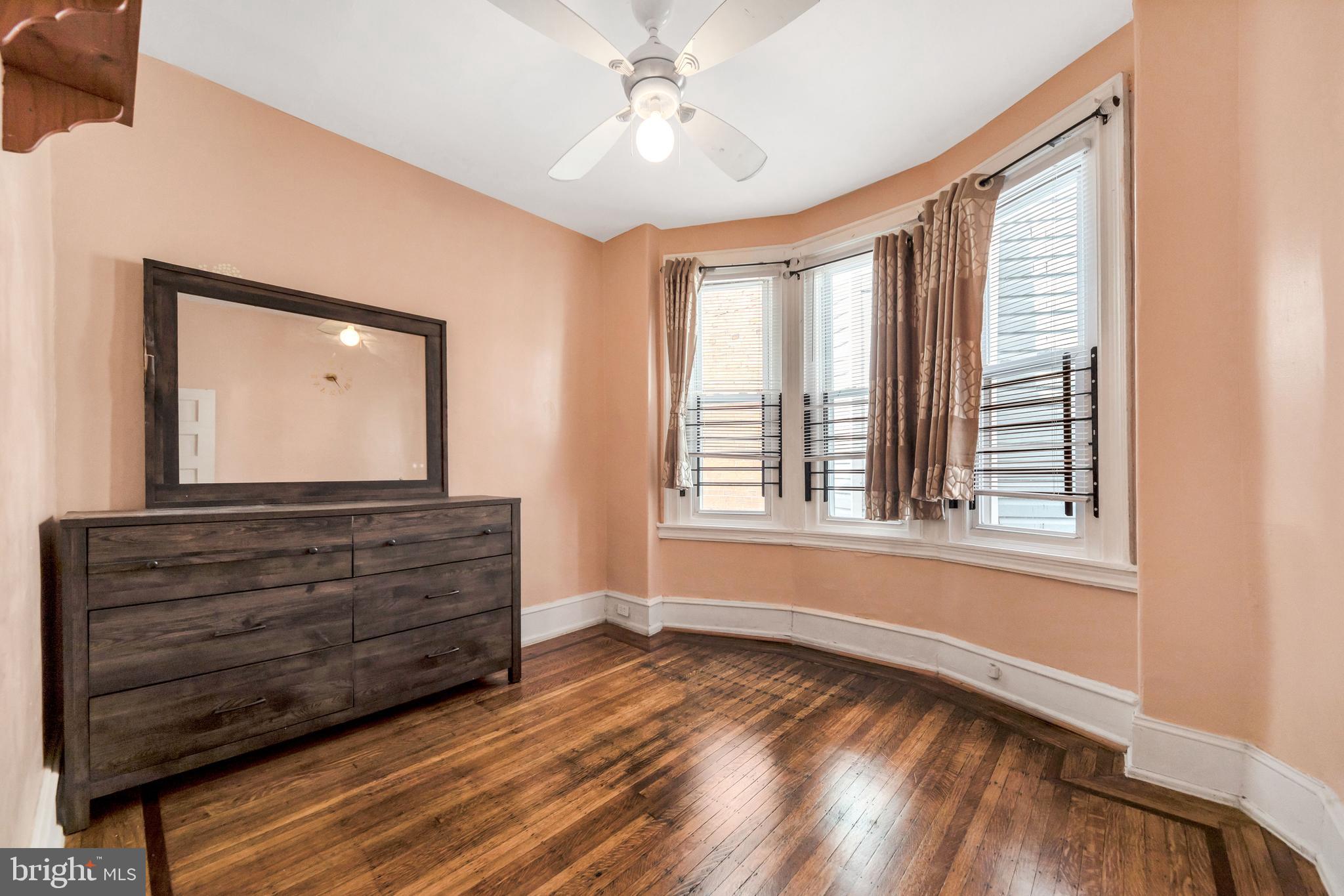 MILL CREEK - Residential