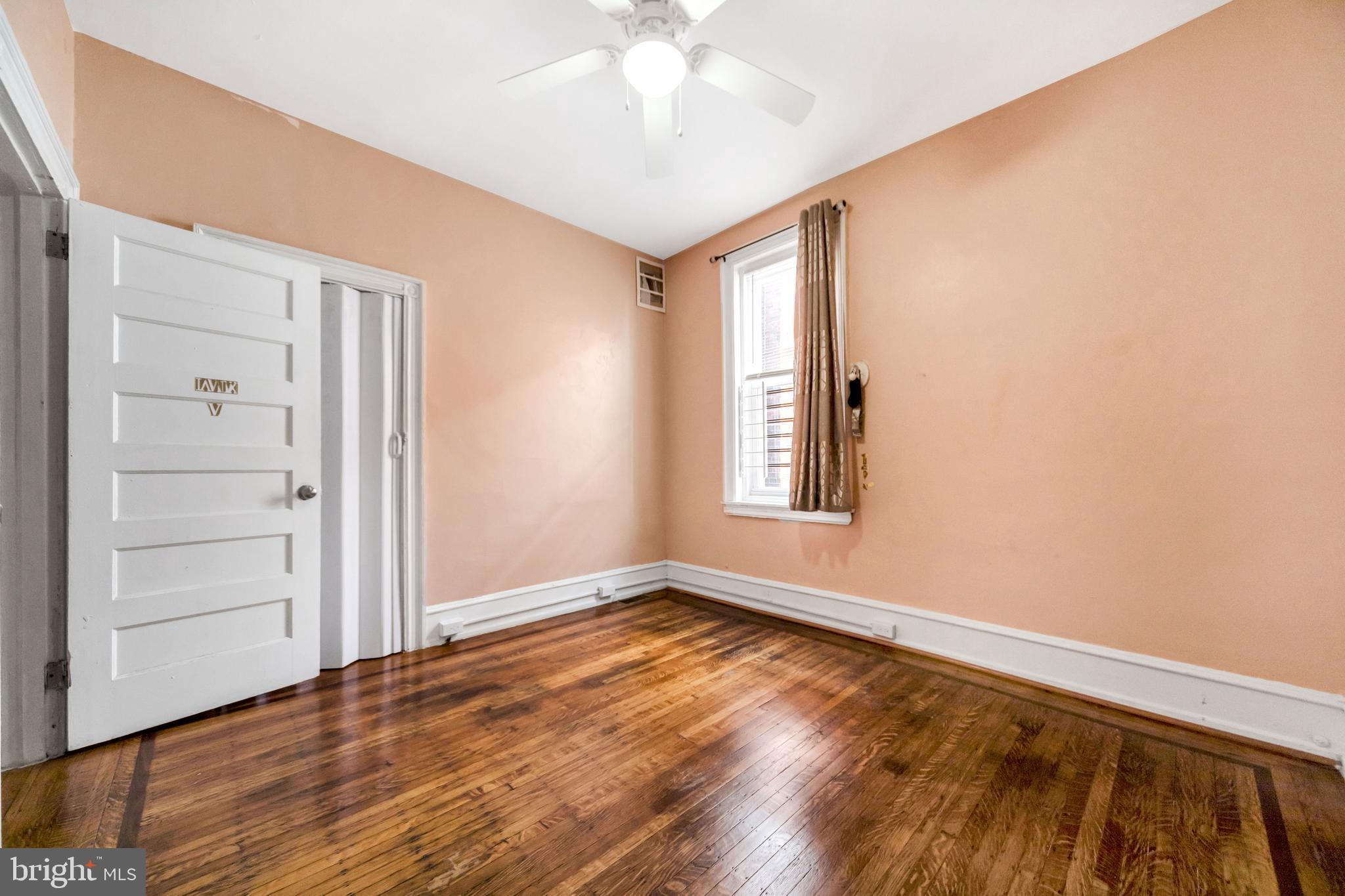 MILL CREEK - Residential