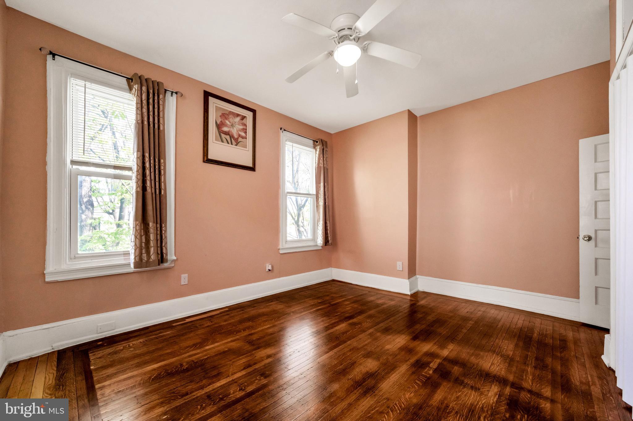 MILL CREEK - Residential