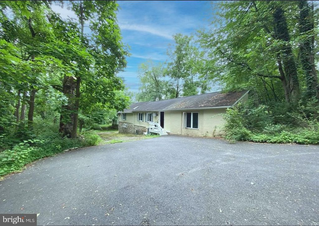 Photo of 5496 York Road #CARRIAGE HOUSE, DOYLESTOWN, PA 18902 (MLS # PABU2110894)