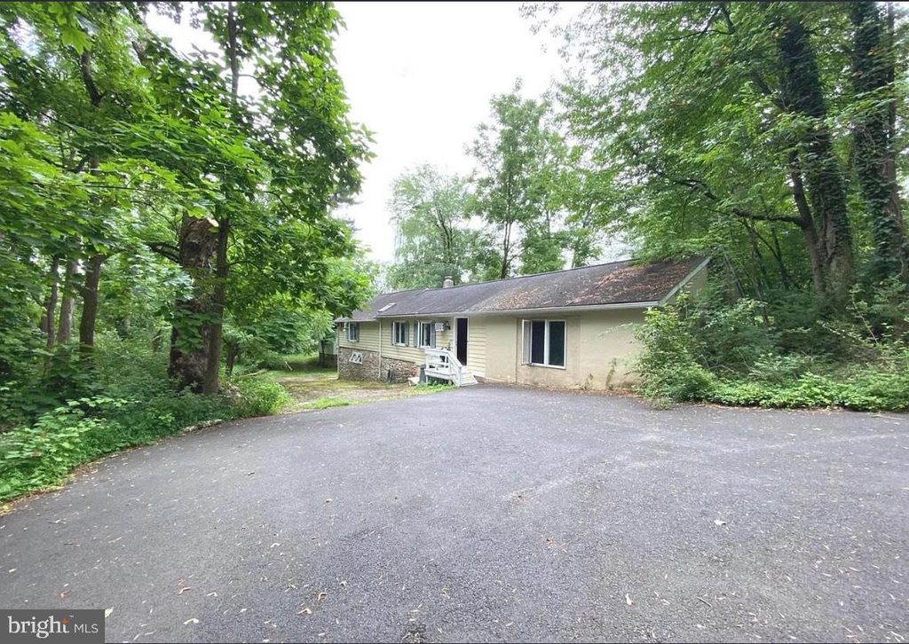 Photo of 5496 York Road #CARRIAGE HOUSE, DOYLESTOWN, PA 18902 (MLS # PABU2110894)