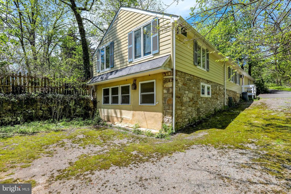 Photo of 5496 York Road #CARRIAGE HOUSE, DOYLESTOWN, PA 18902 (MLS # PABU2110894)