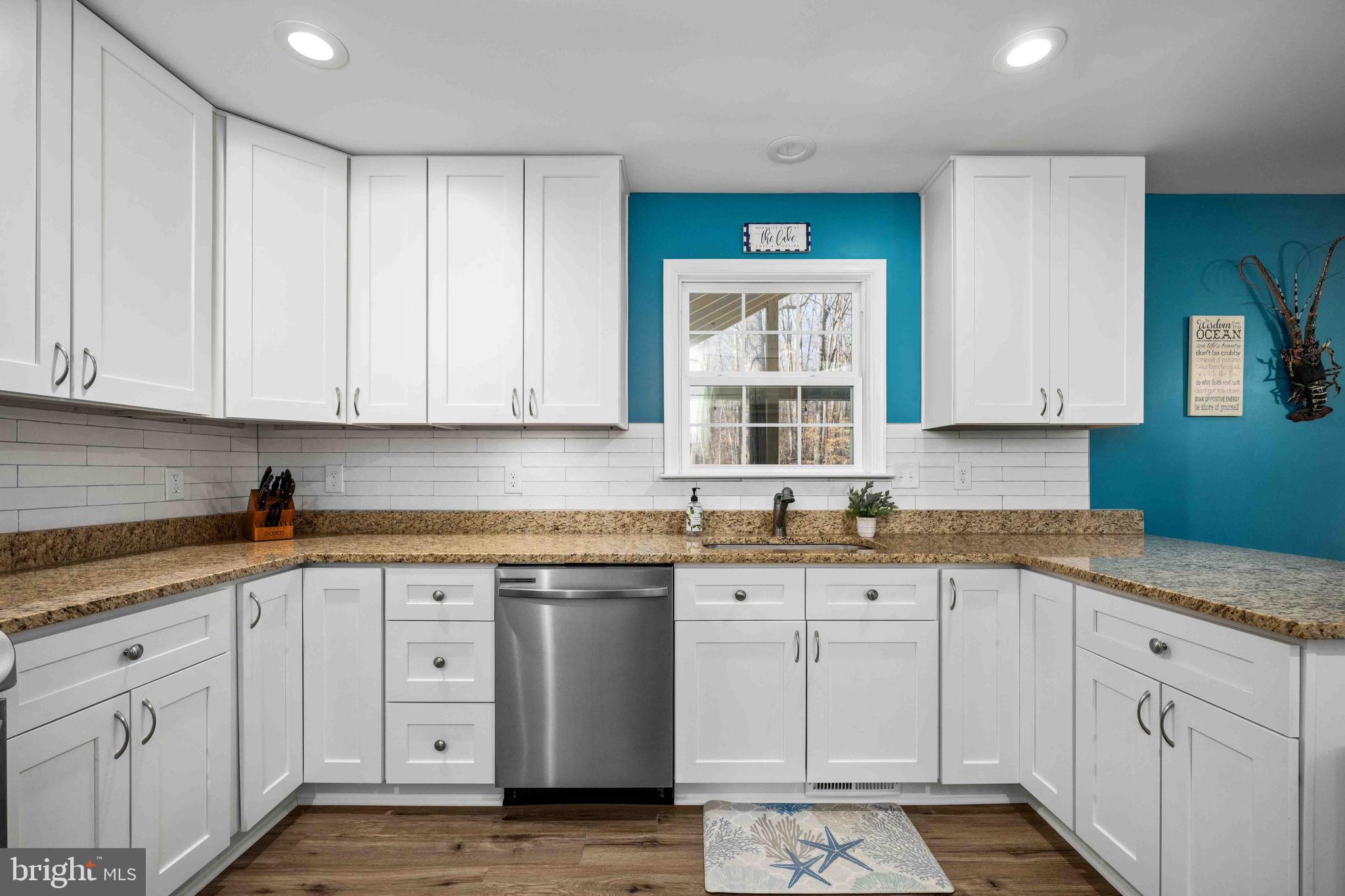 LAKE OF THE WOODS - Residential