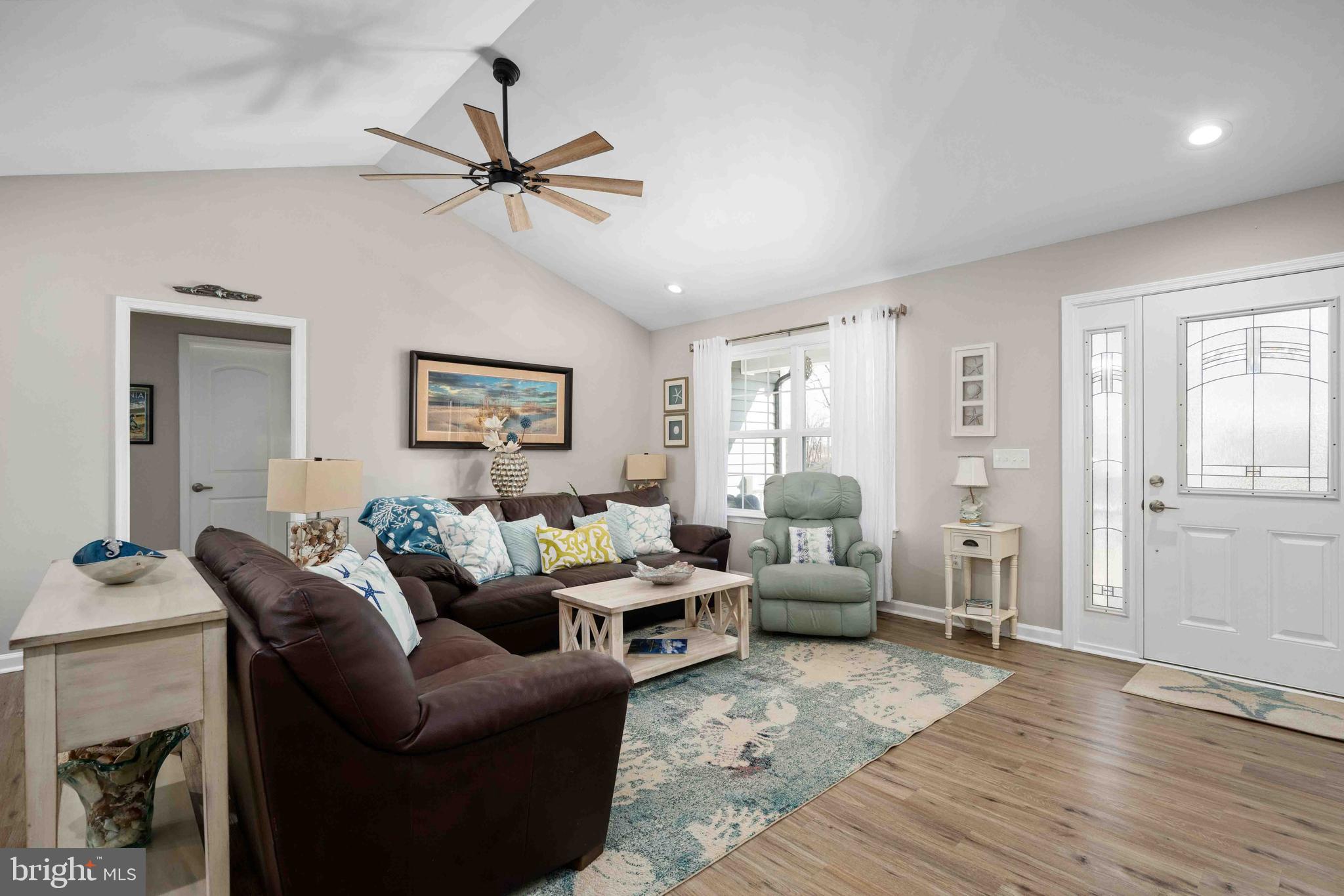 LAKE OF THE WOODS - Residential