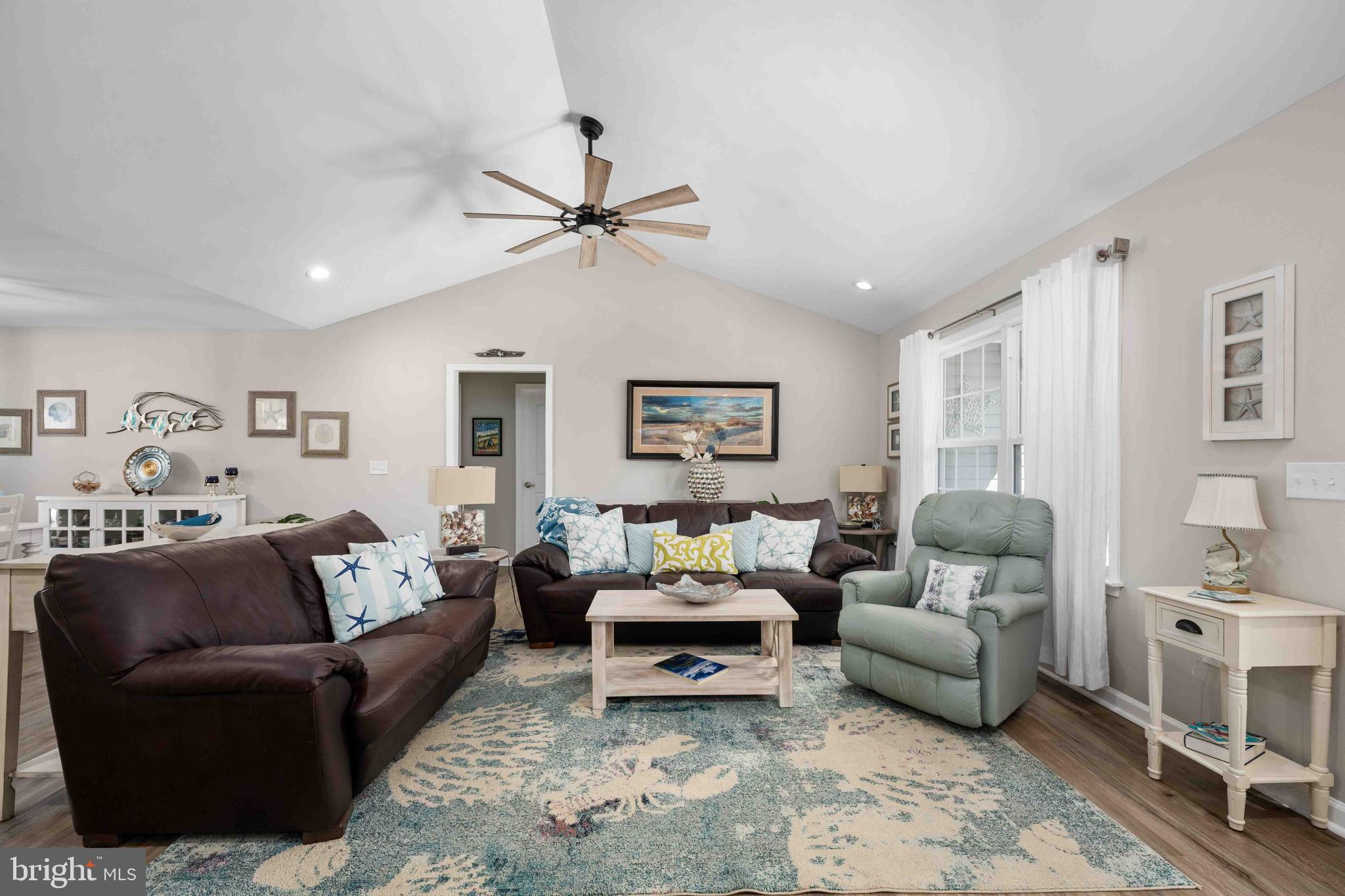 LAKE OF THE WOODS - Residential