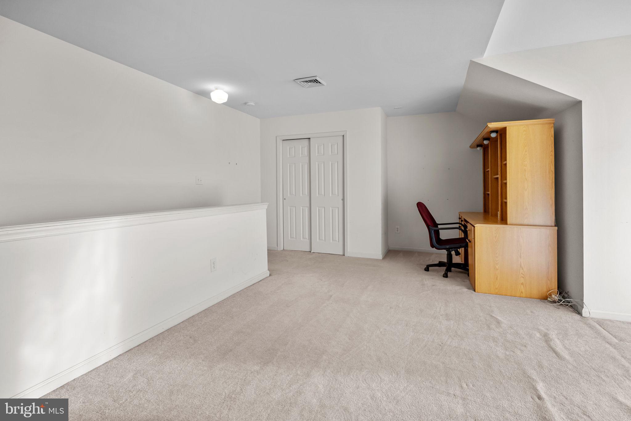 FLOWERS MILL - Residential