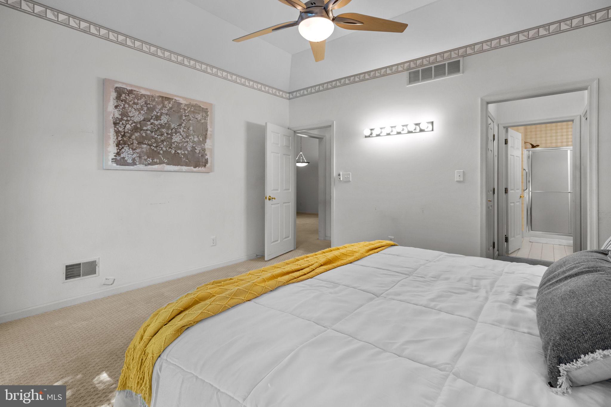 FLOWERS MILL - Residential