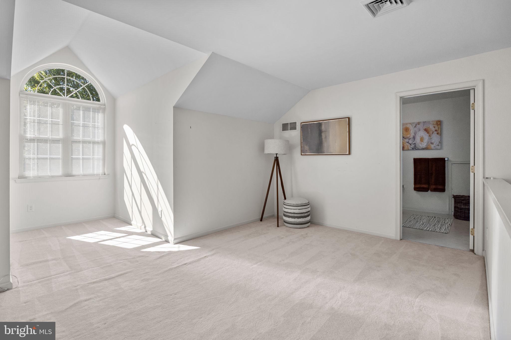 FLOWERS MILL - Residential